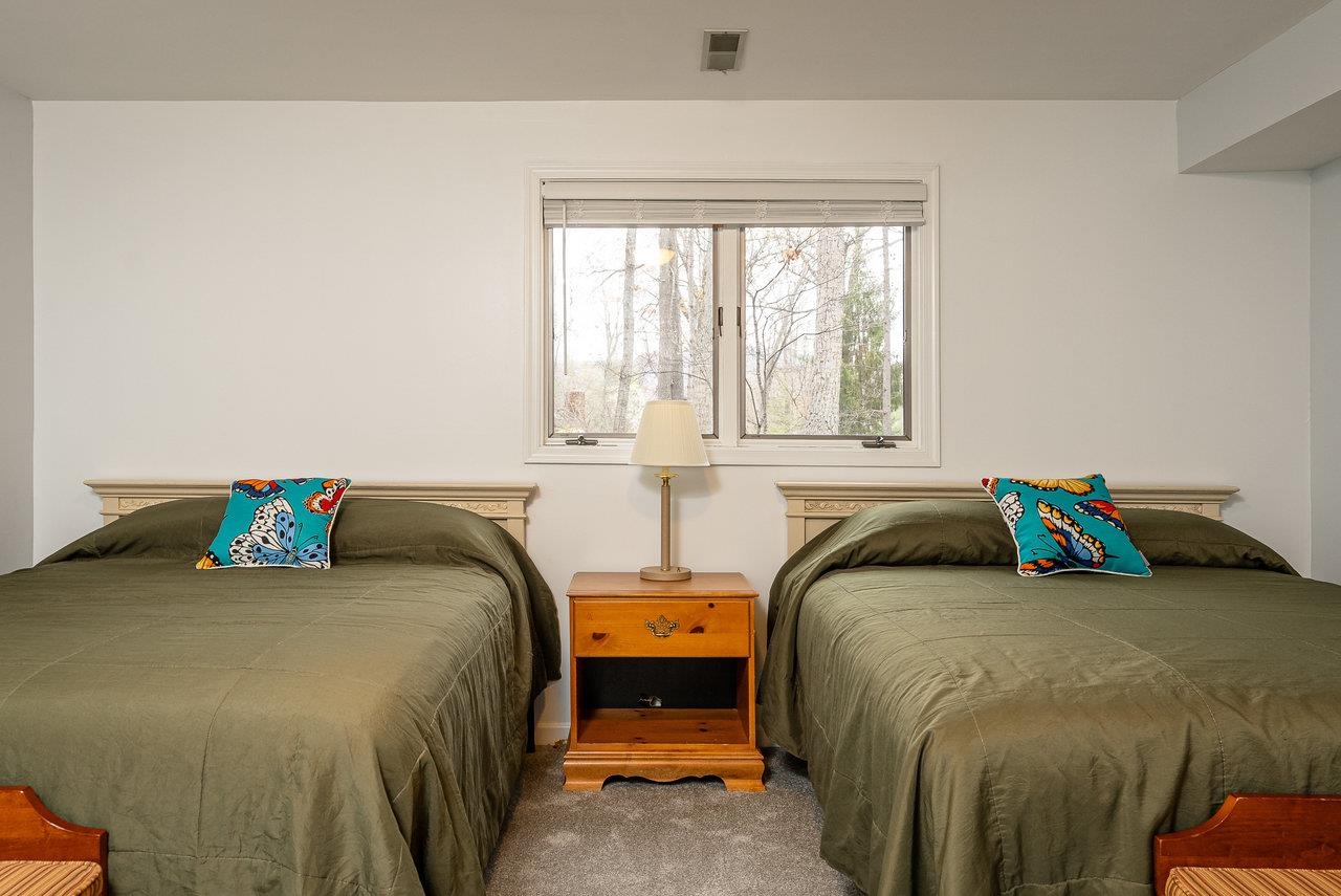 155 JESSAMINE PL