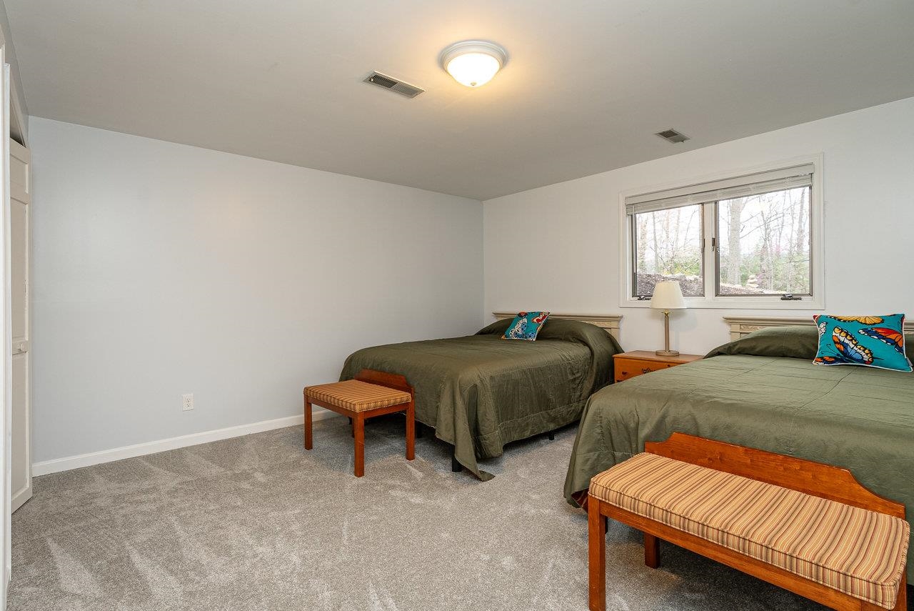 155 JESSAMINE PL