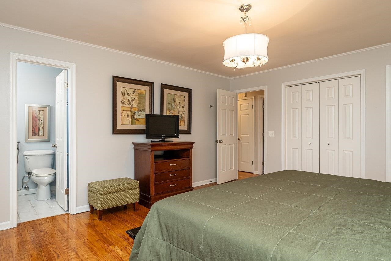155 JESSAMINE PL