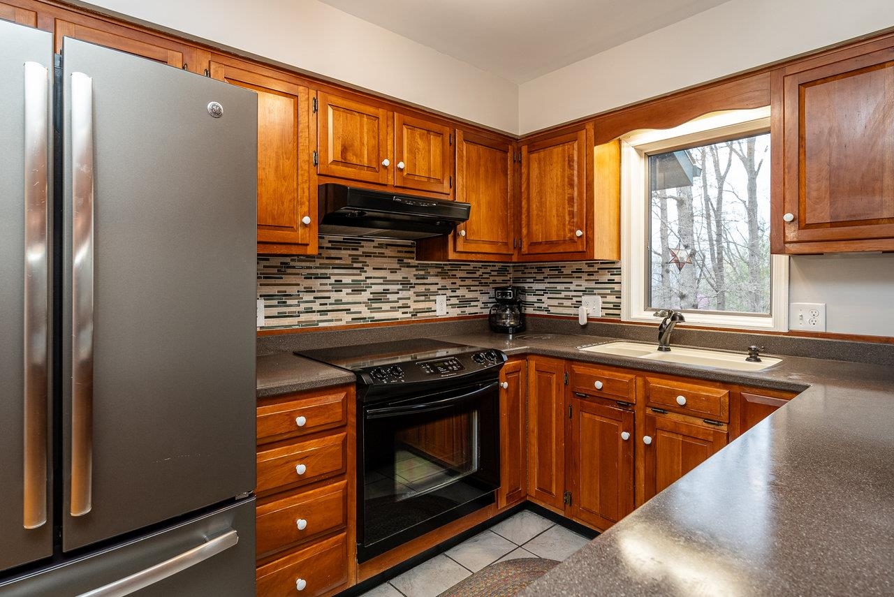 155 JESSAMINE PL