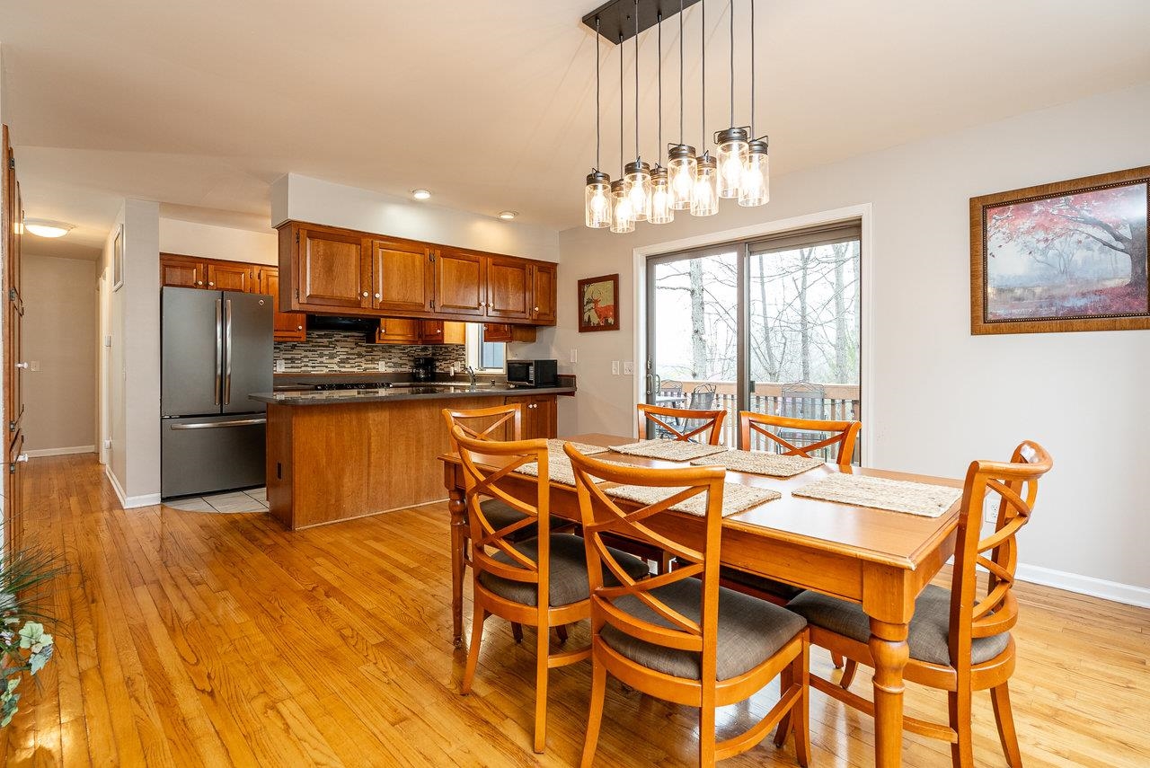 155 JESSAMINE PL