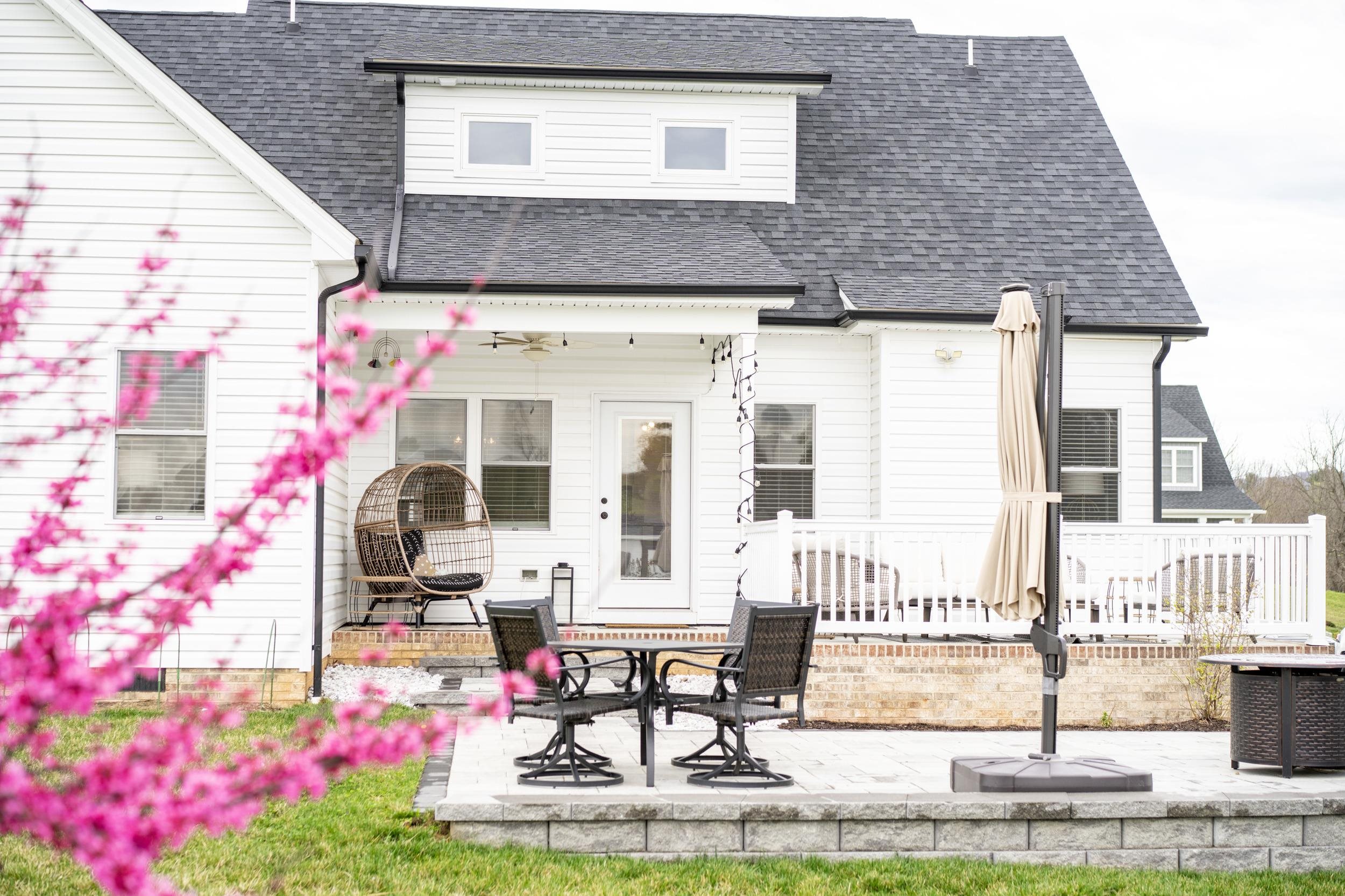 141 TOMASVILLE DR