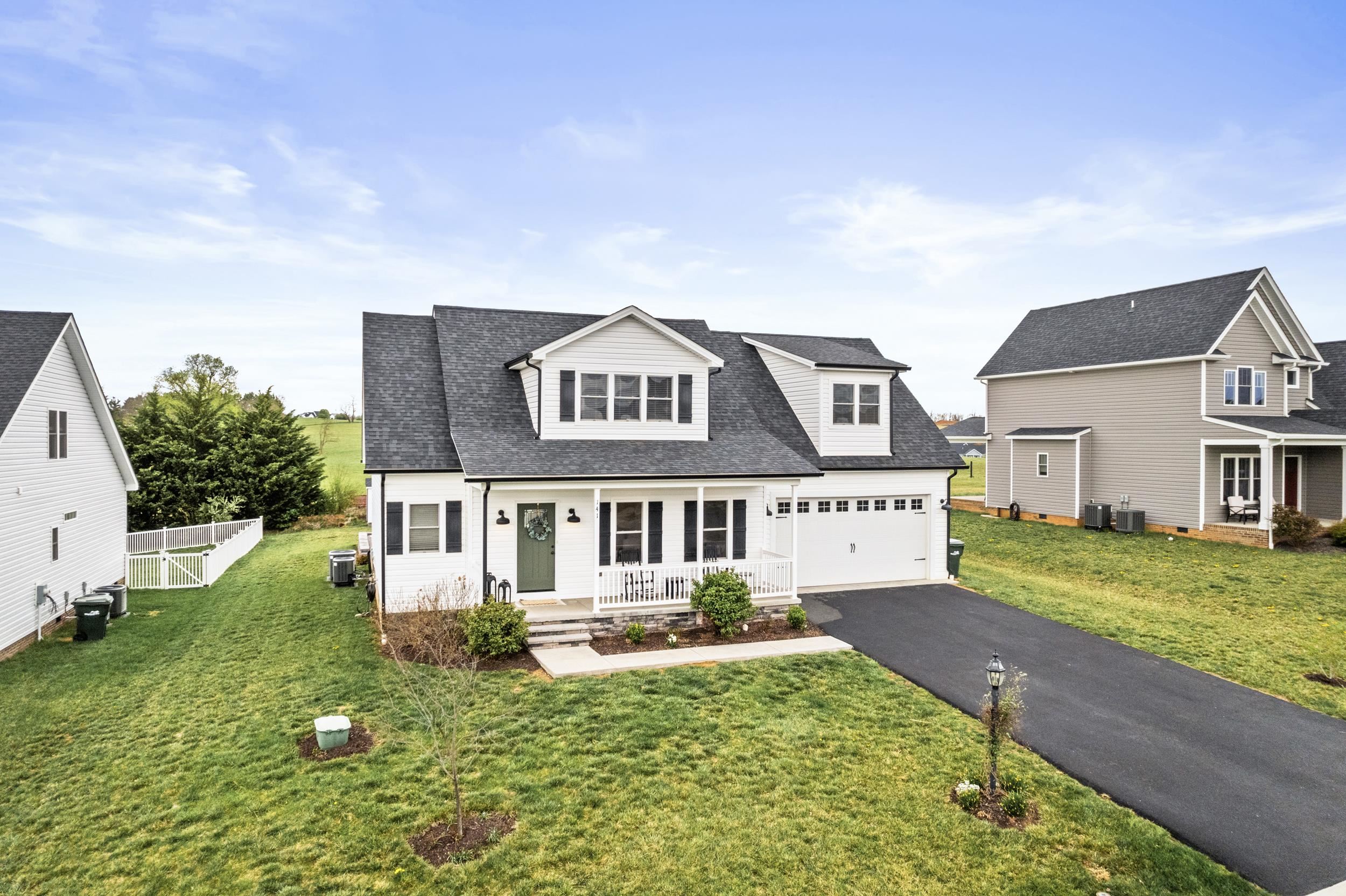 141 TOMASVILLE DR