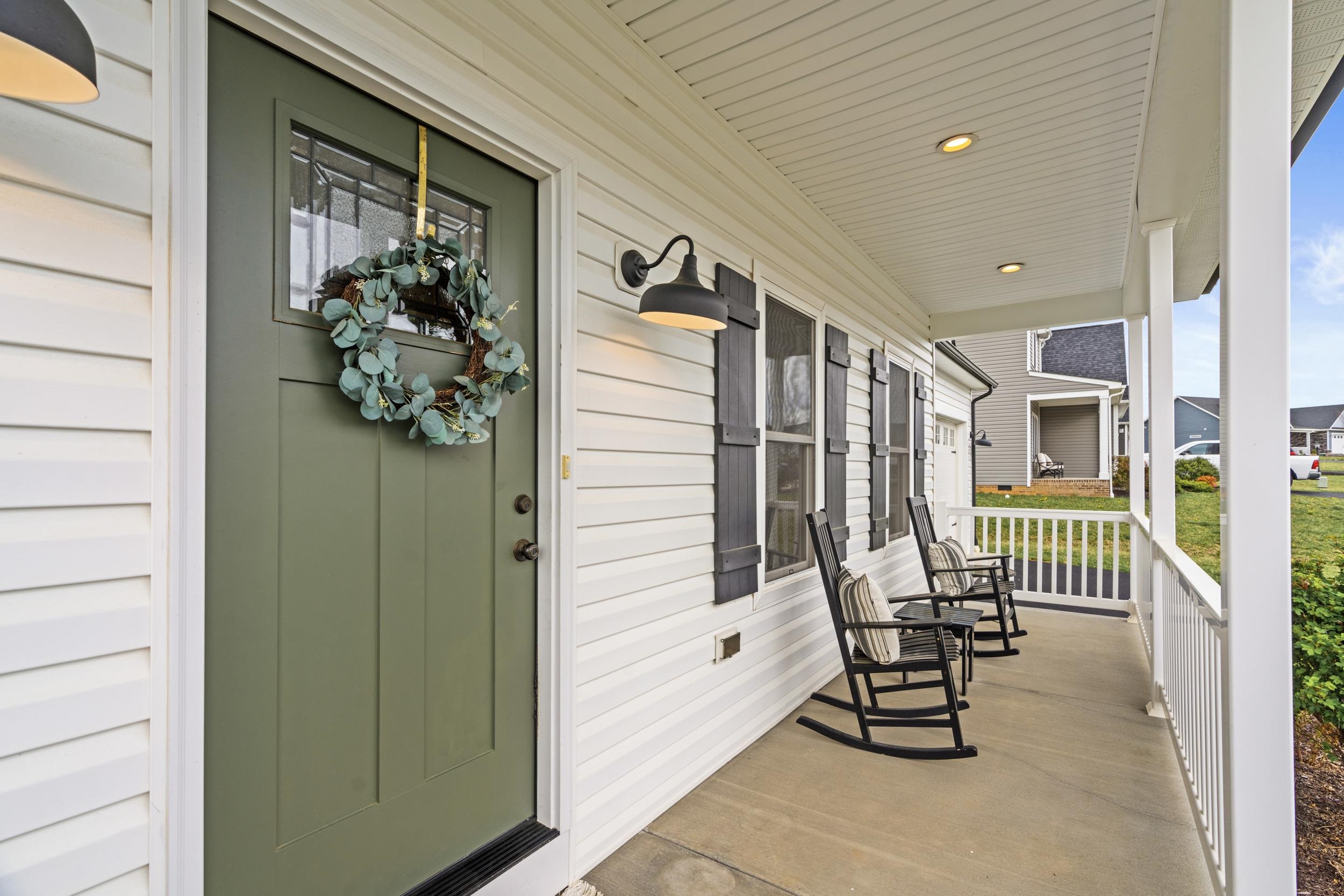 141 TOMASVILLE DR