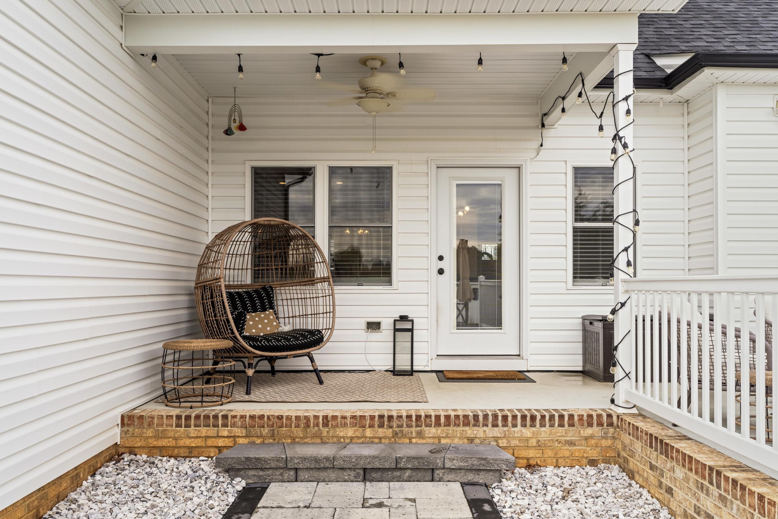 141 TOMASVILLE DR