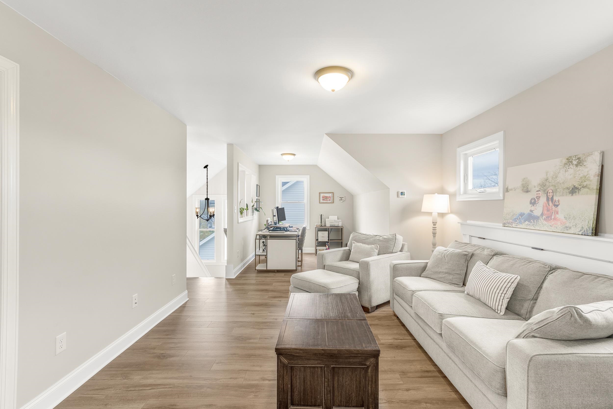 141 TOMASVILLE DR