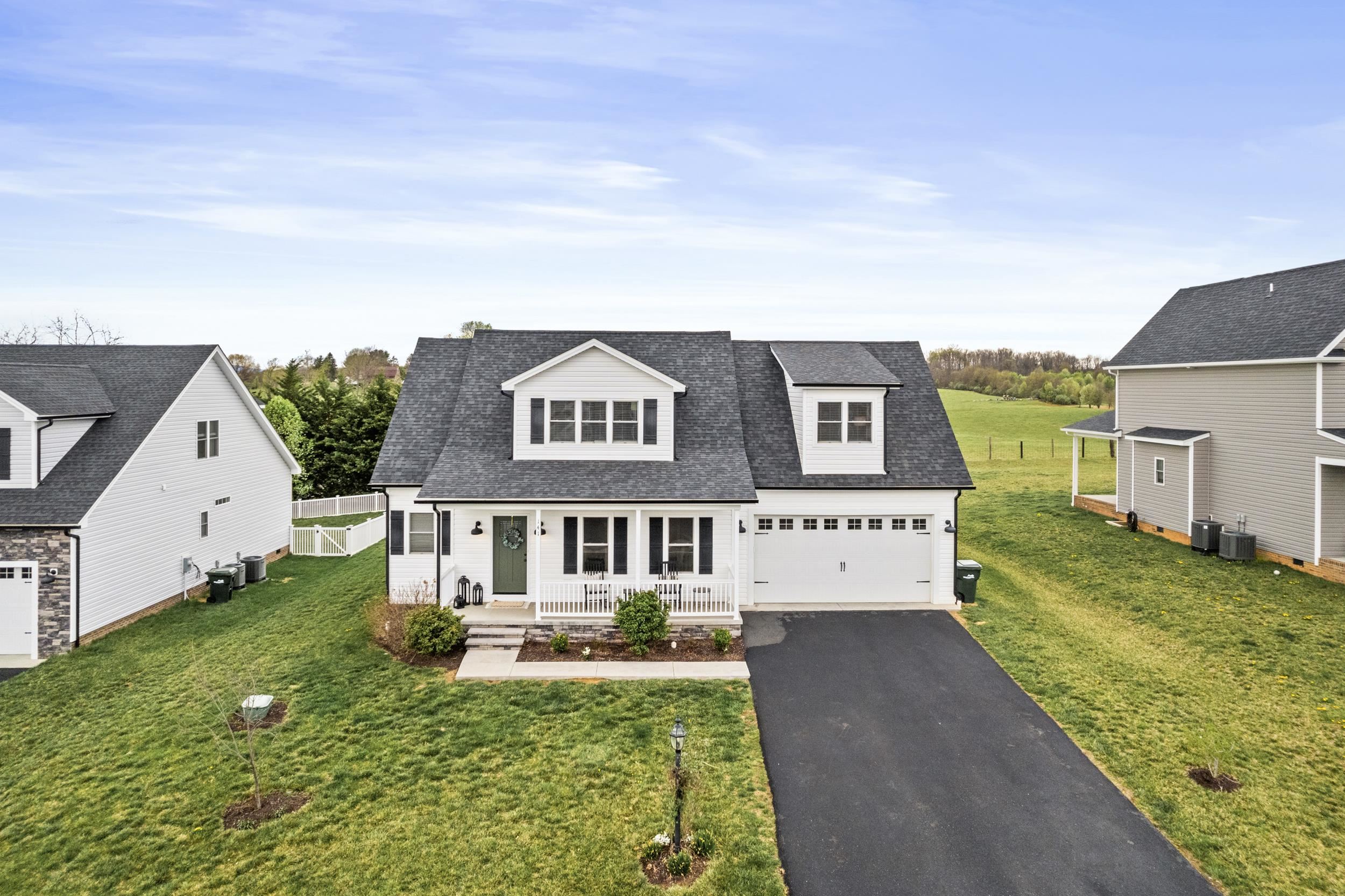 141 TOMASVILLE DR