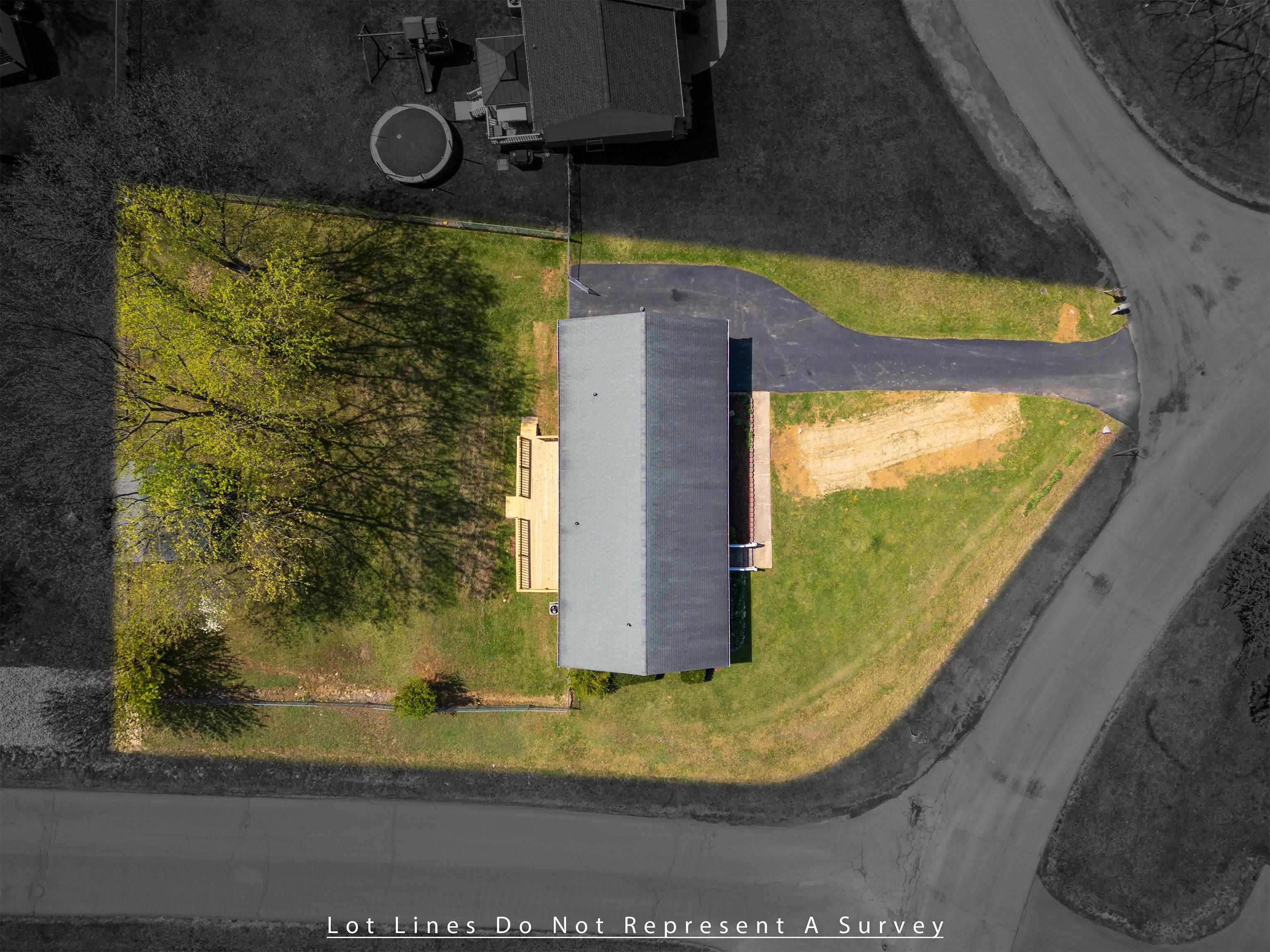 2 SINGING PINES LN