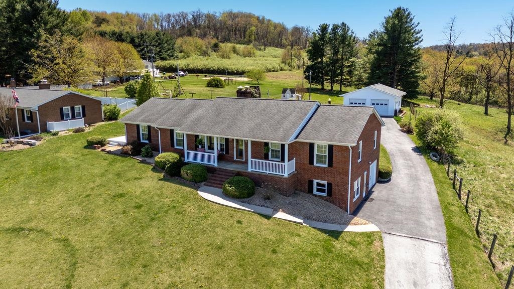 101 GREENVILLE SCHOOL RD