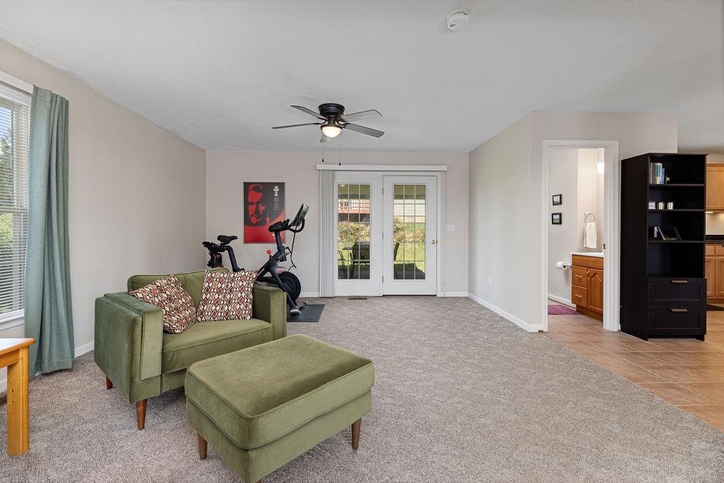 114 COLONNADE AVE