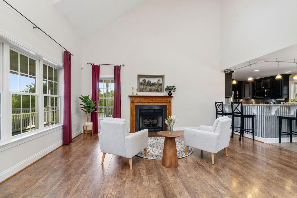 1916 TINKLING SPRING DR