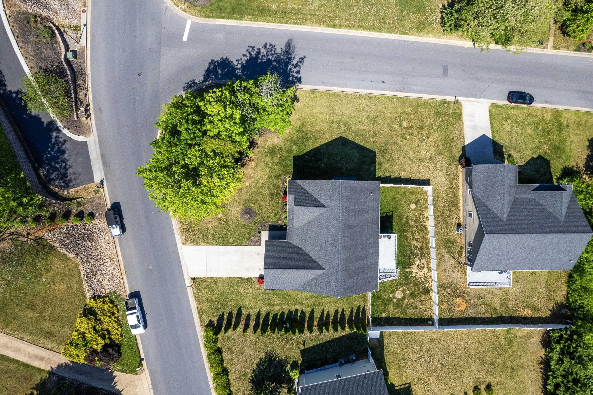199 BLUE STONE HILLS DR