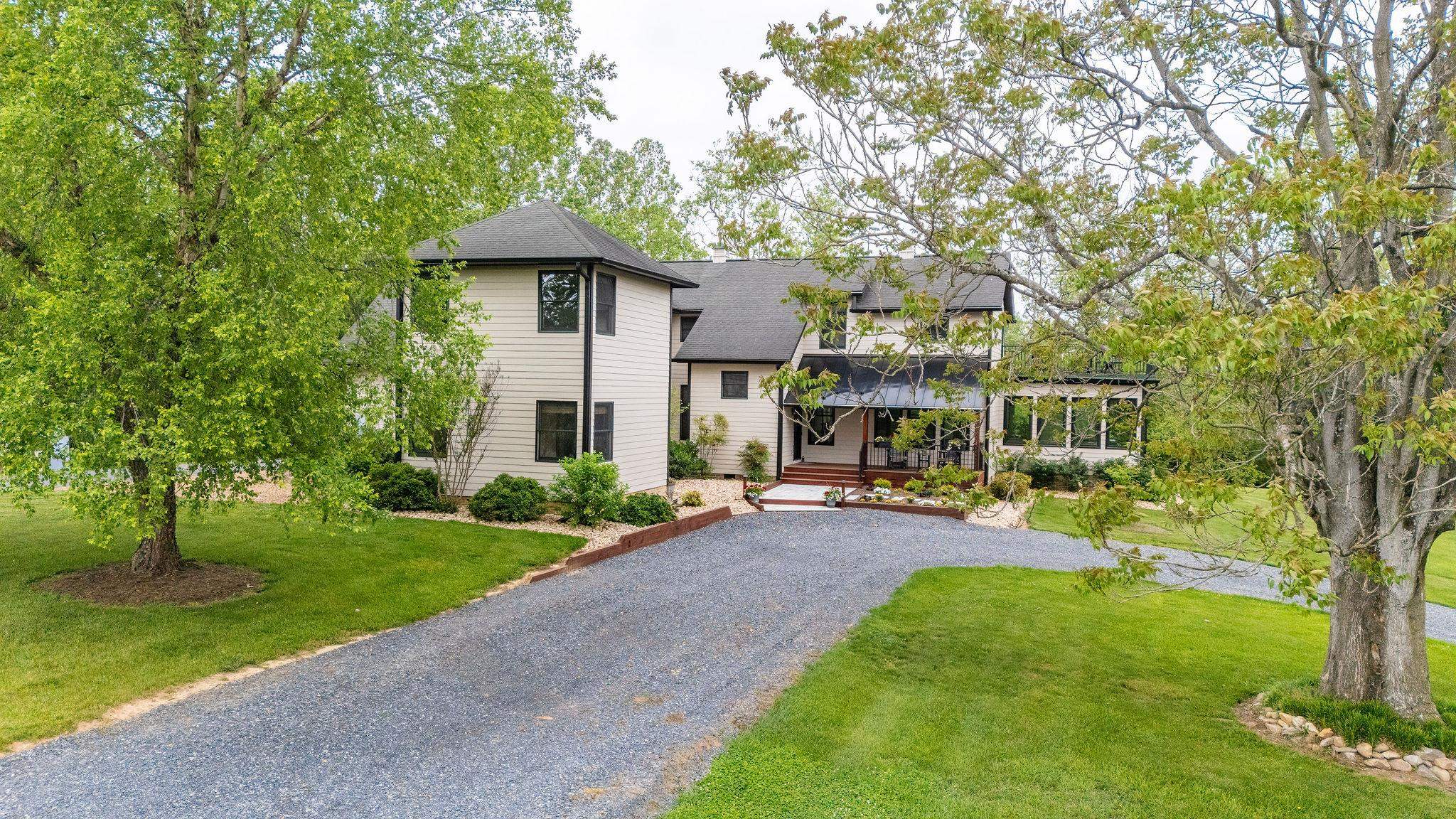 216 LEE ROY RD