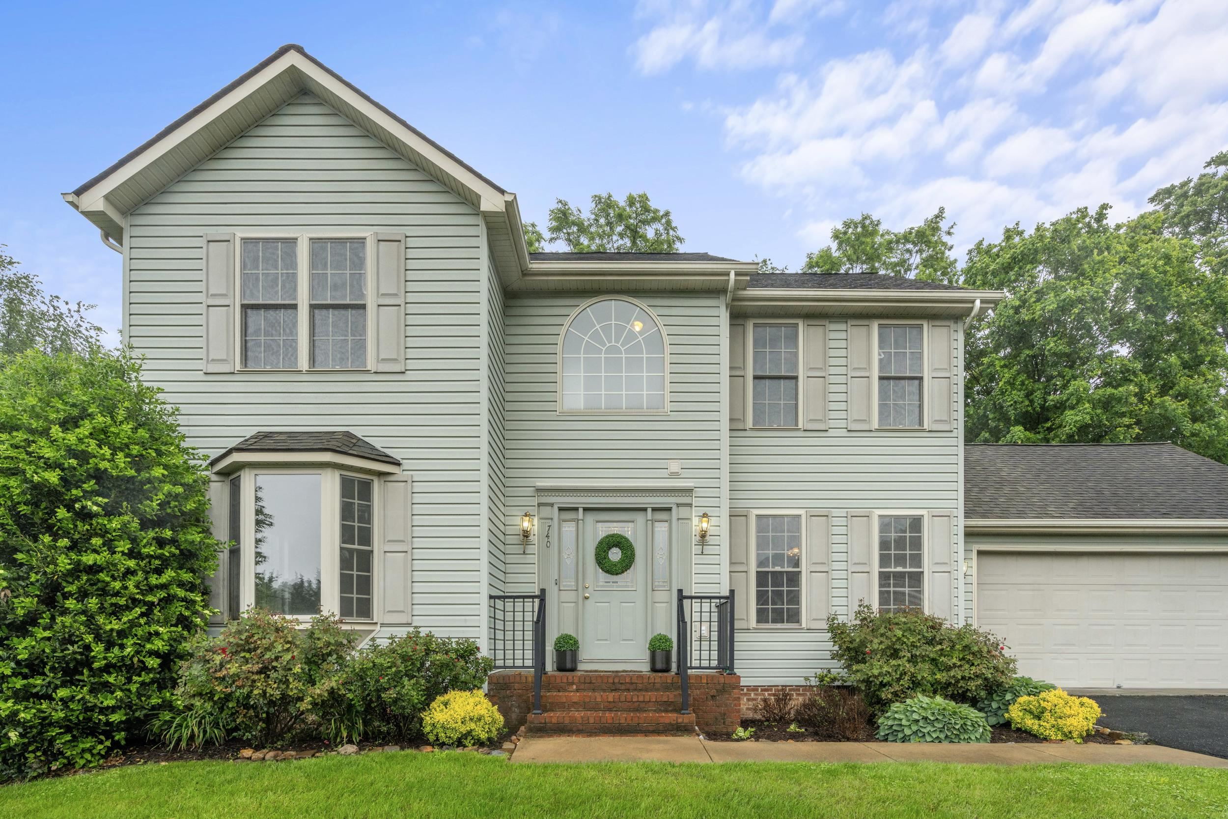 740 CONFEDERACY DR
