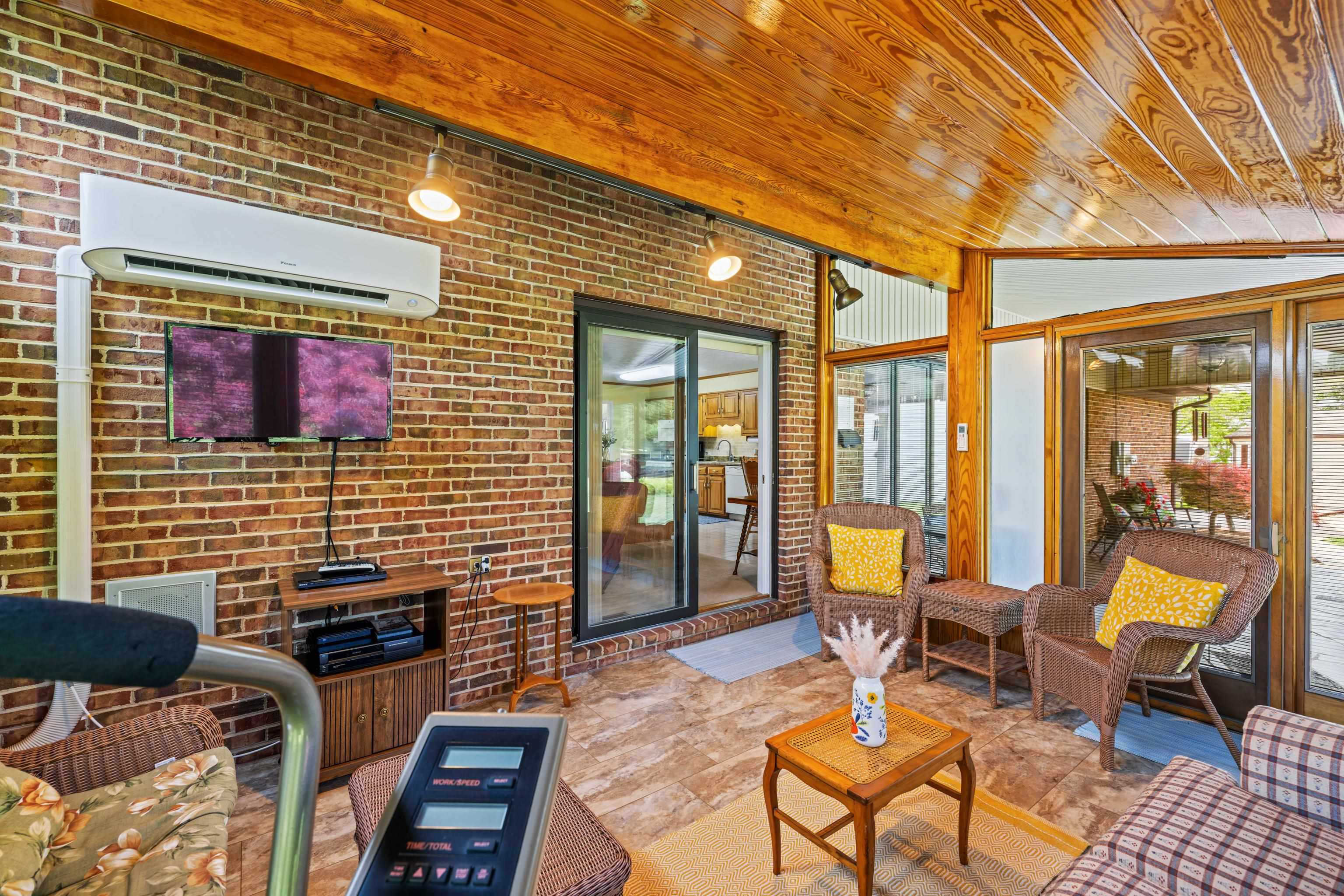 1515 RED TOP ORCHARD RD