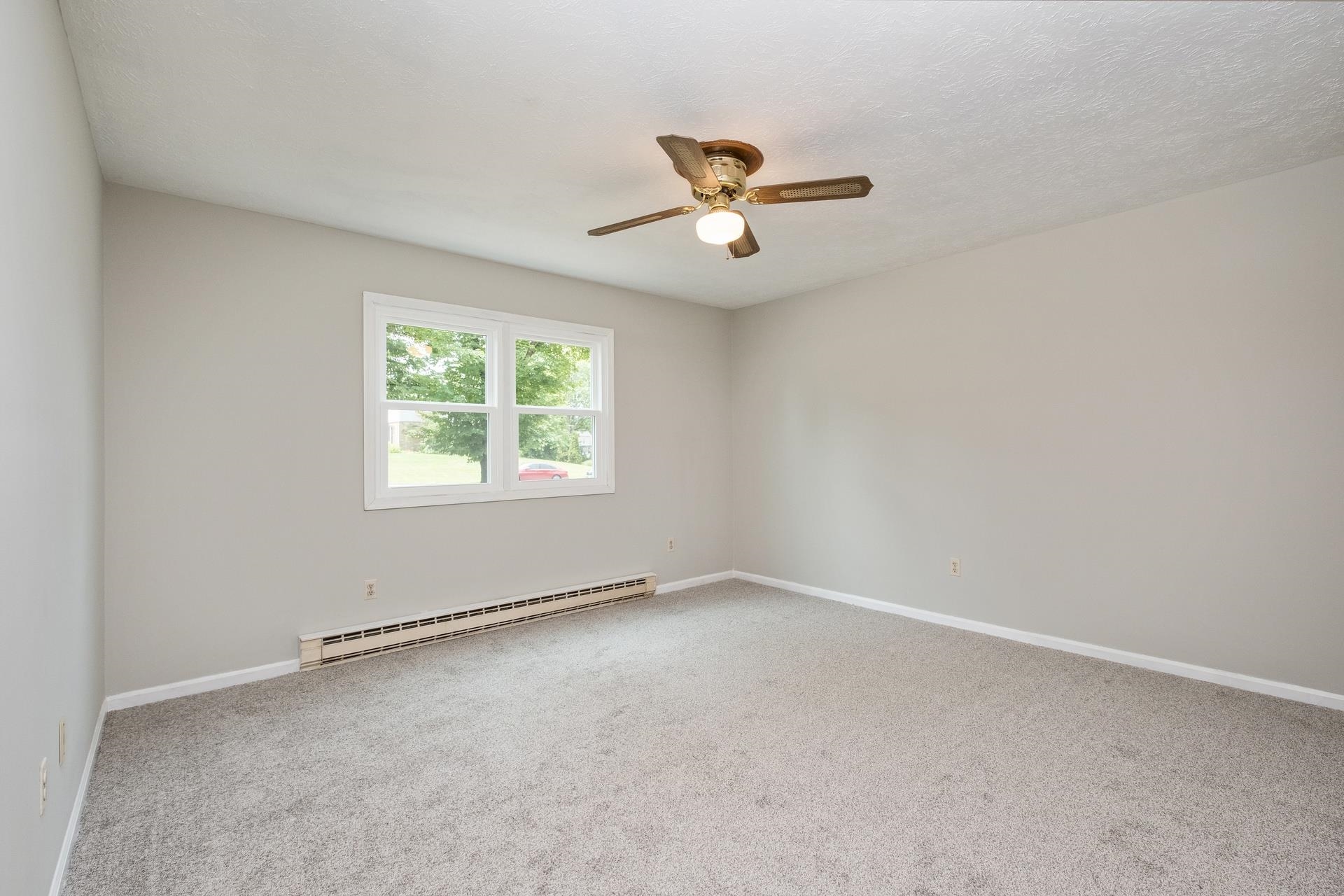 2822 PLANTATION LN