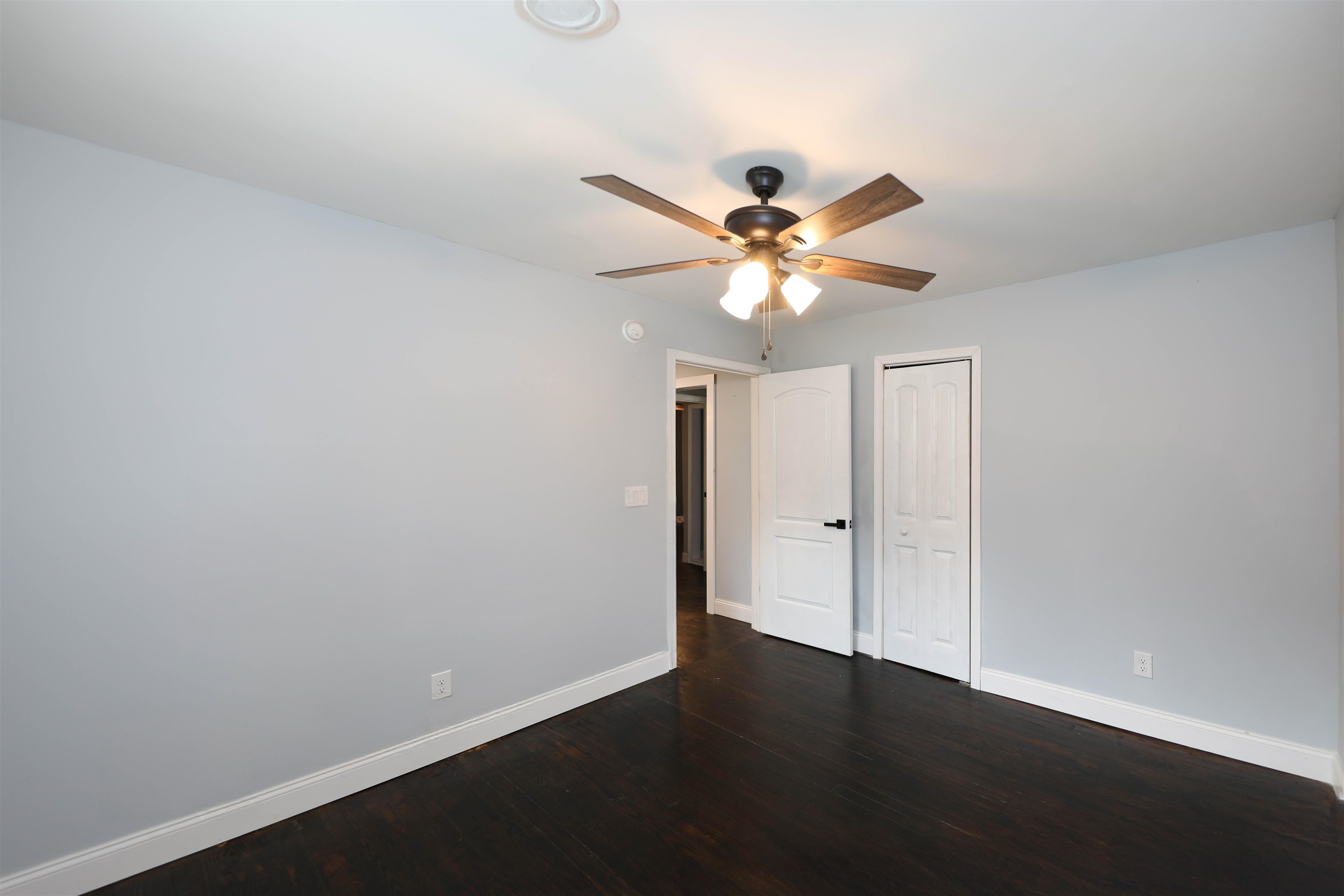 2207 EAST SIDE HWY