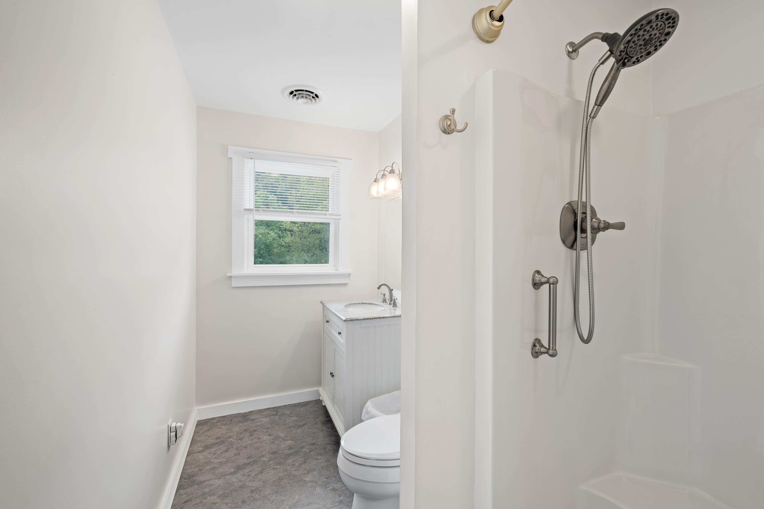 1653 LITTLE RIVER RD