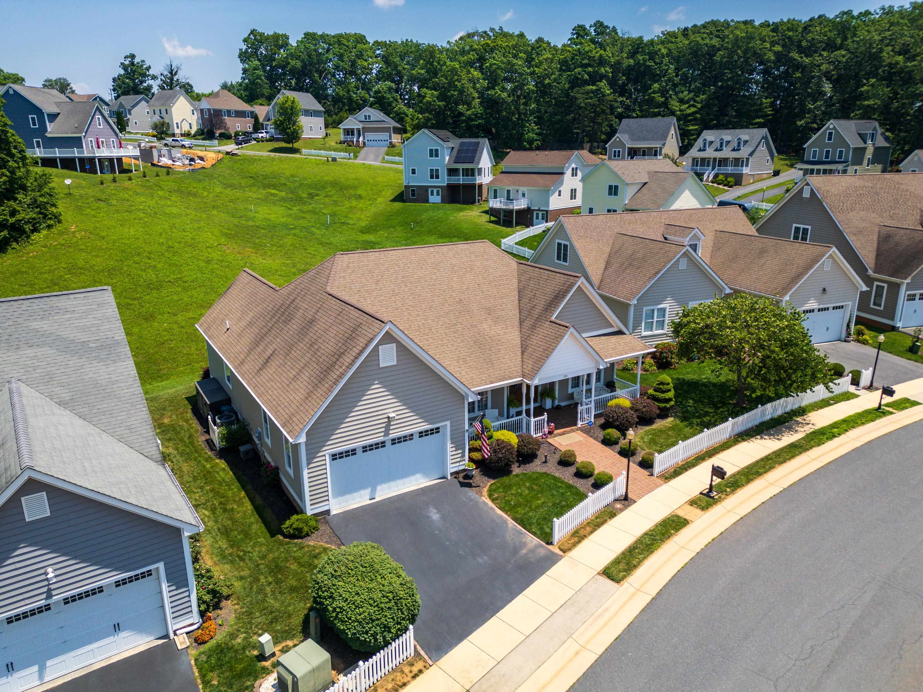 105 MIDVALE CROSSING