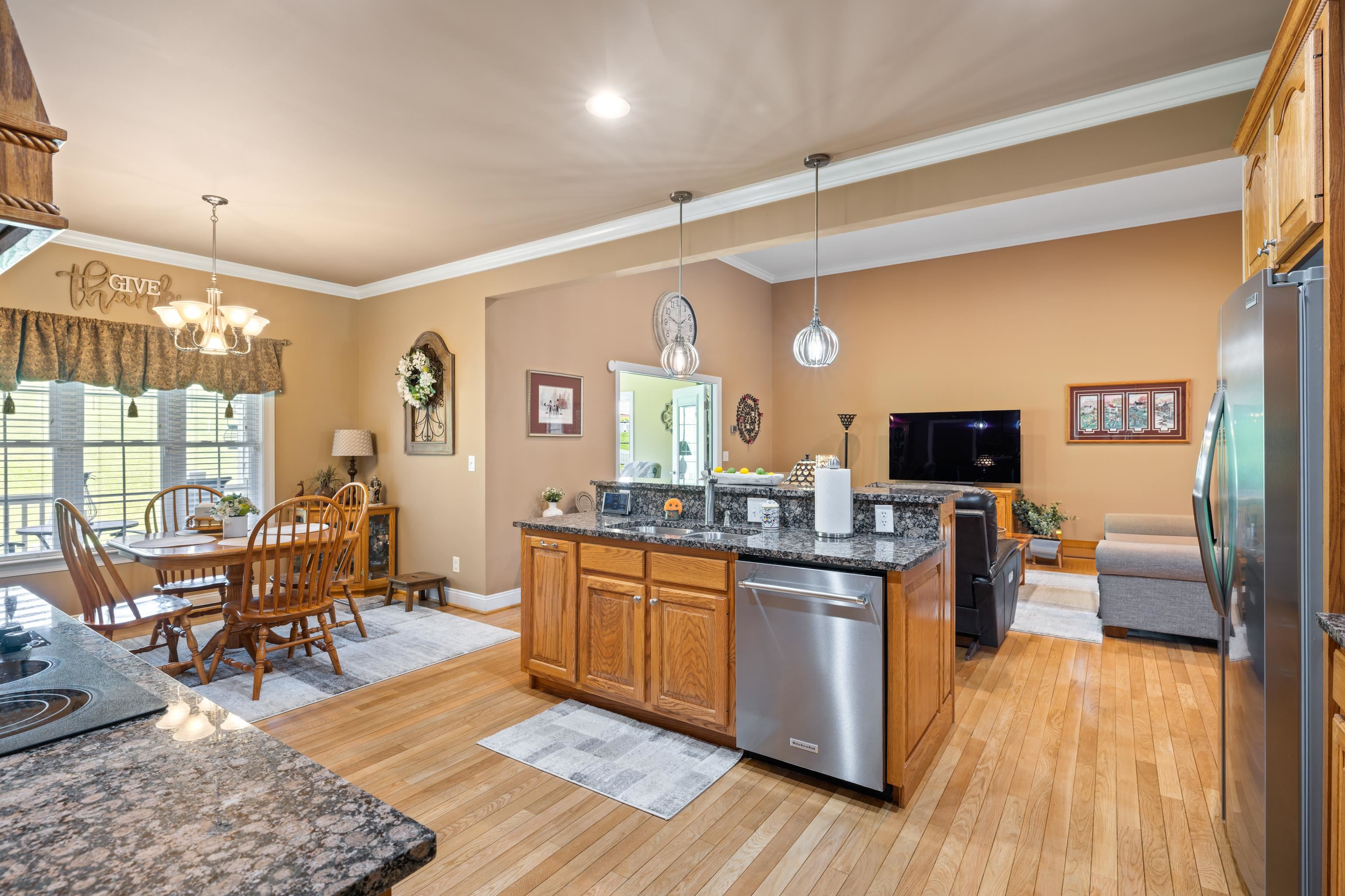 105 MIDVALE CROSSING