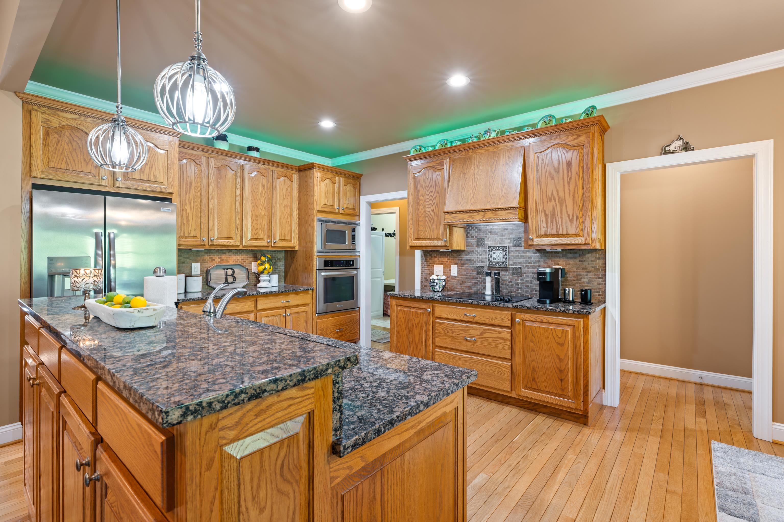 105 MIDVALE CROSSING