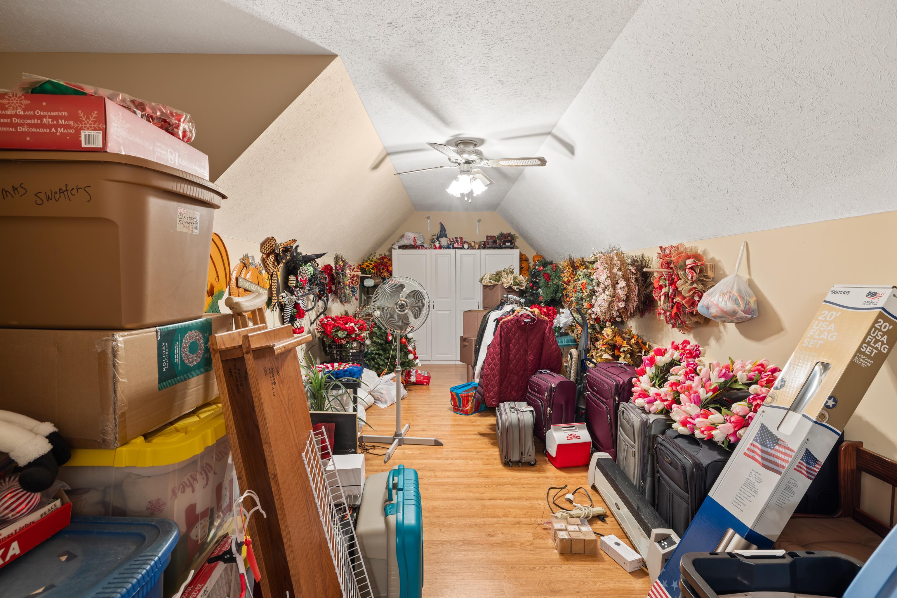 105 MIDVALE CROSSING