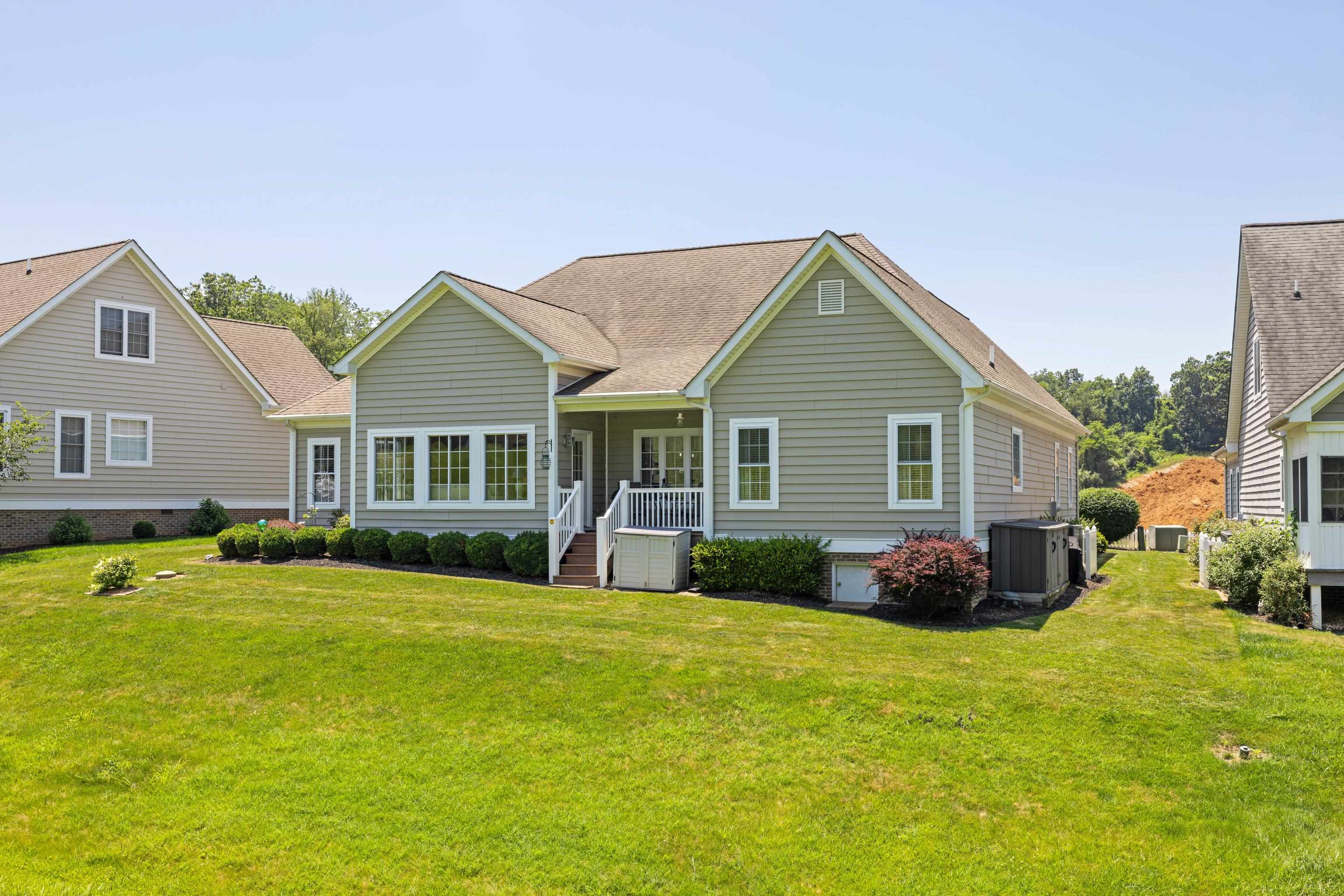 105 MIDVALE CROSSING