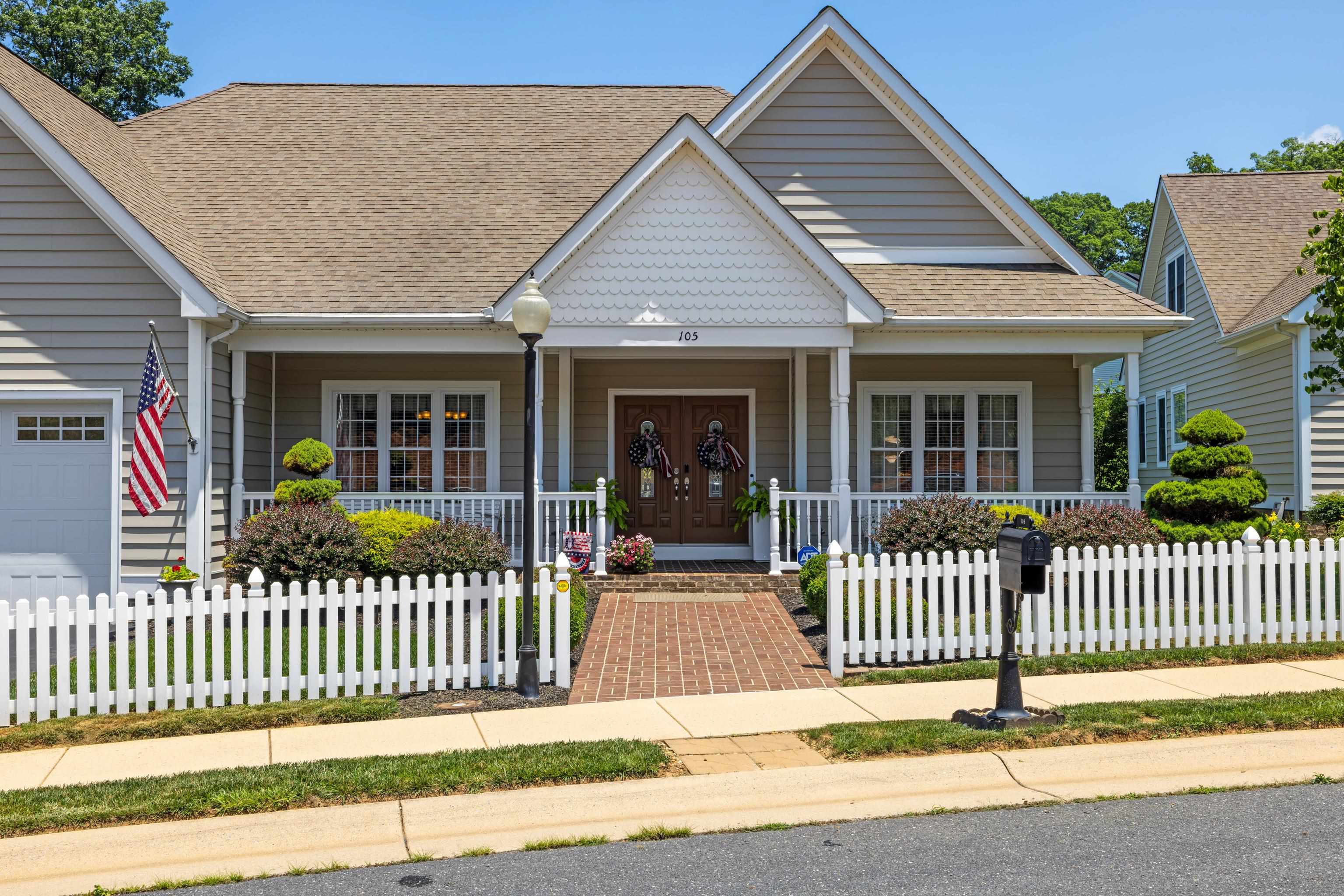 105 MIDVALE CROSSING