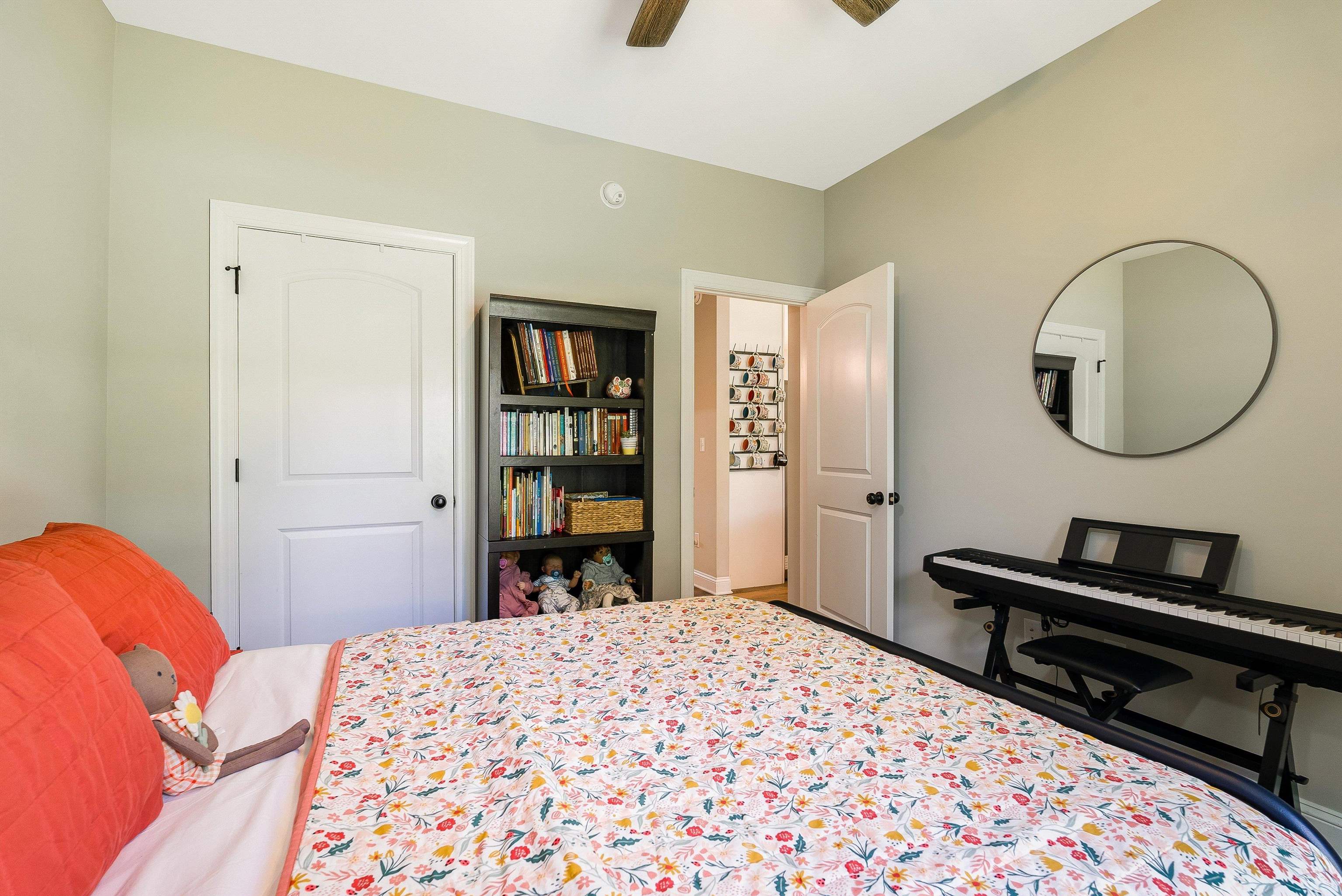2426 PINEHILL CIR