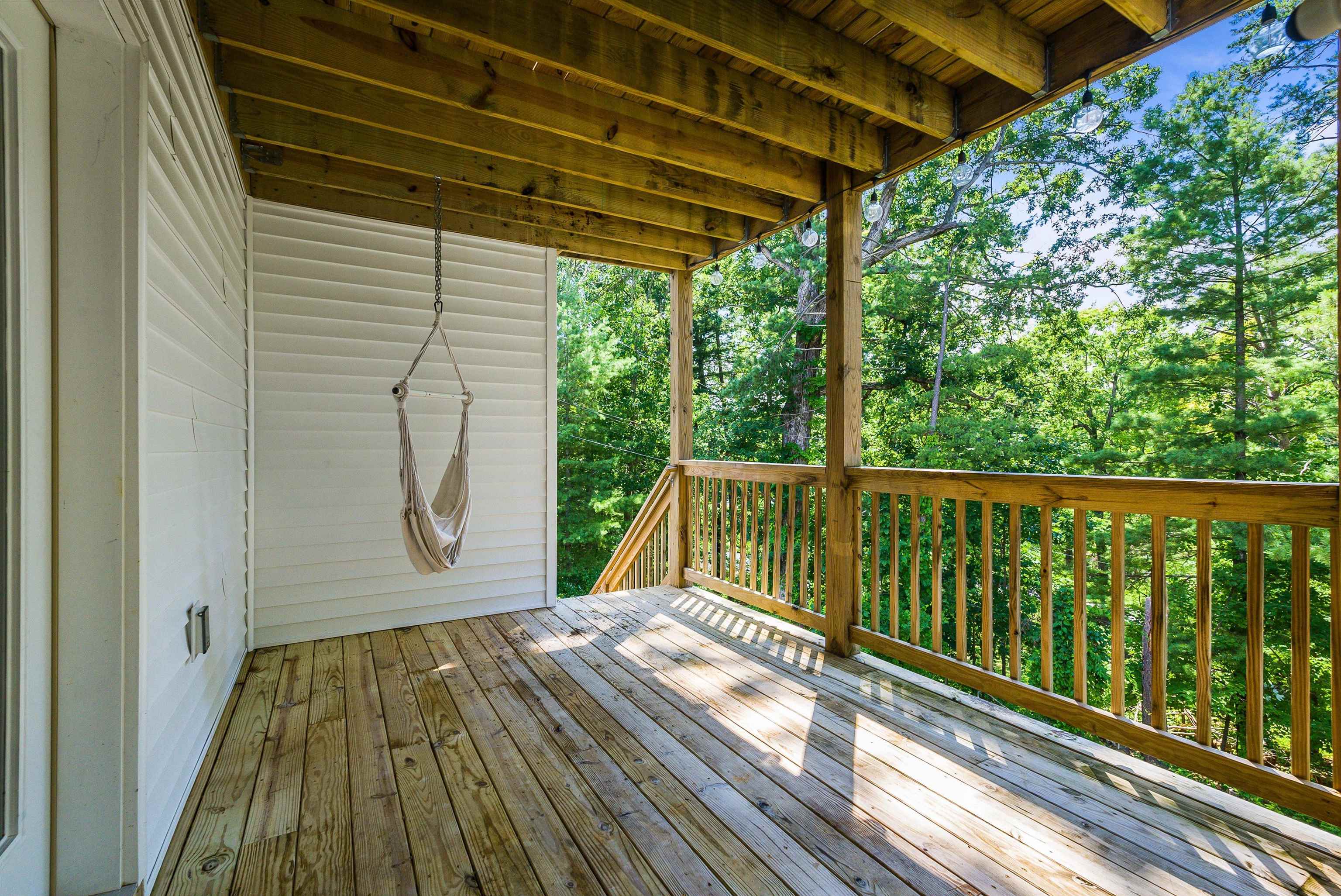 2426 PINEHILL CIR