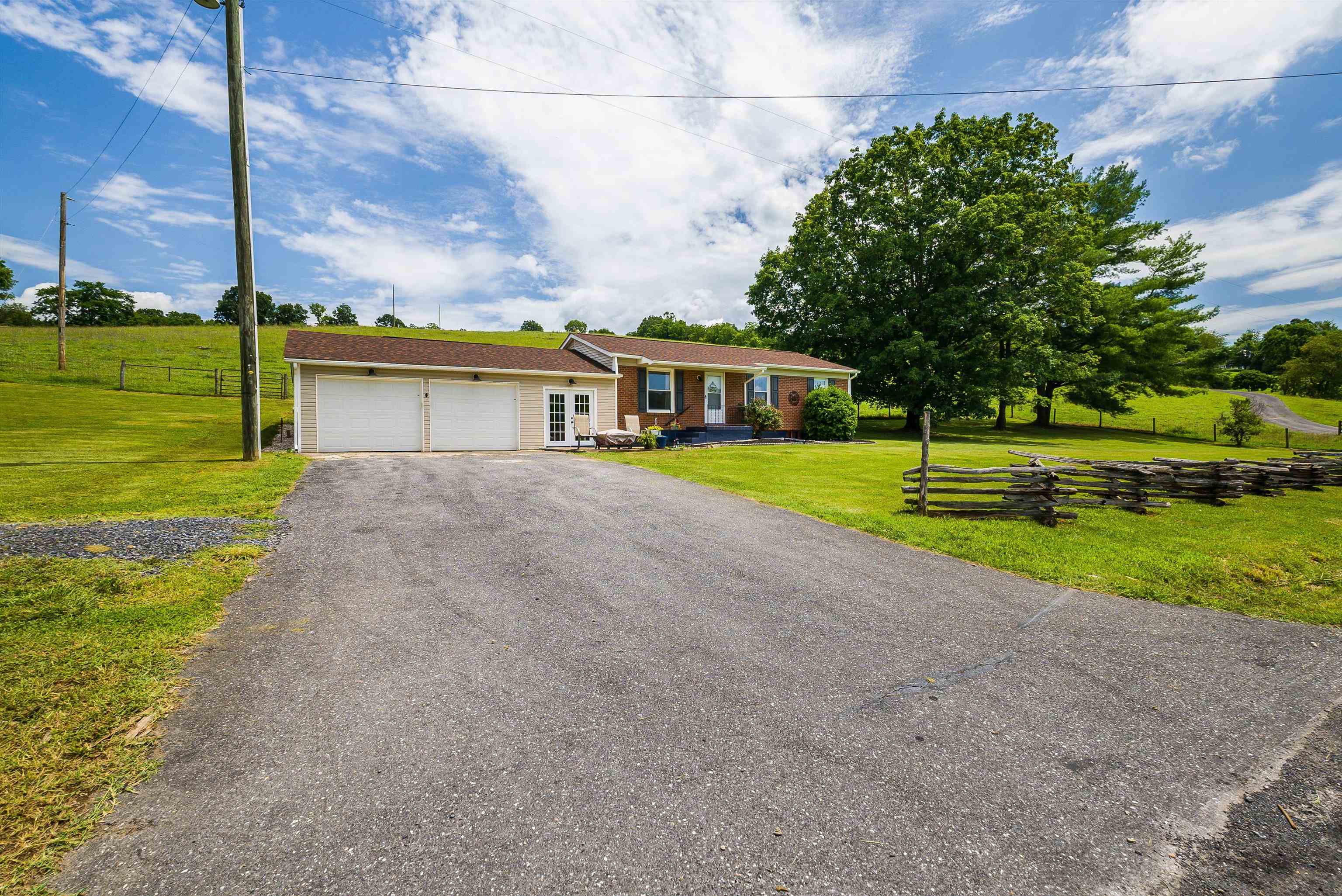 1819 MOFFETT BRANCH RD