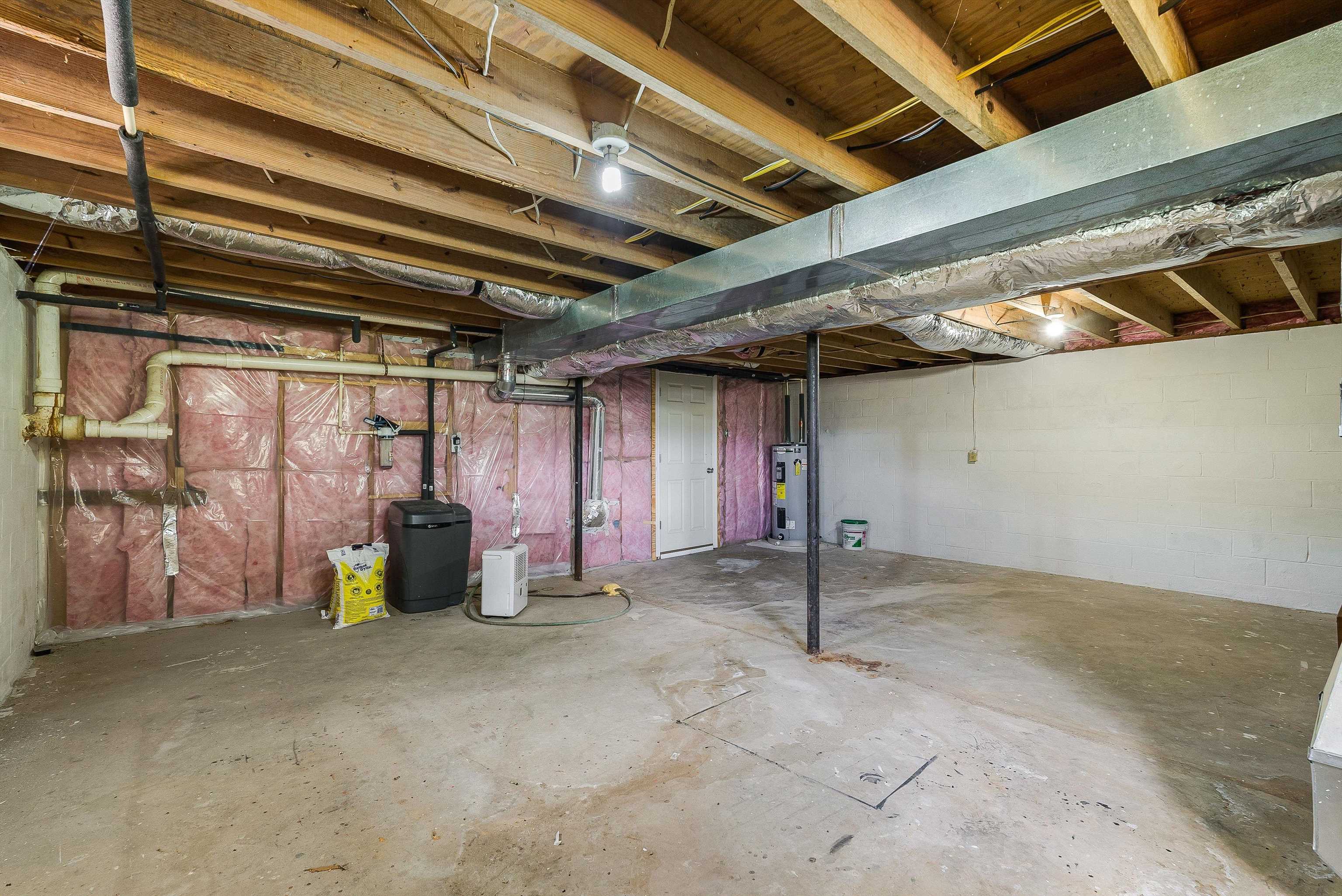 1819 MOFFETT BRANCH RD