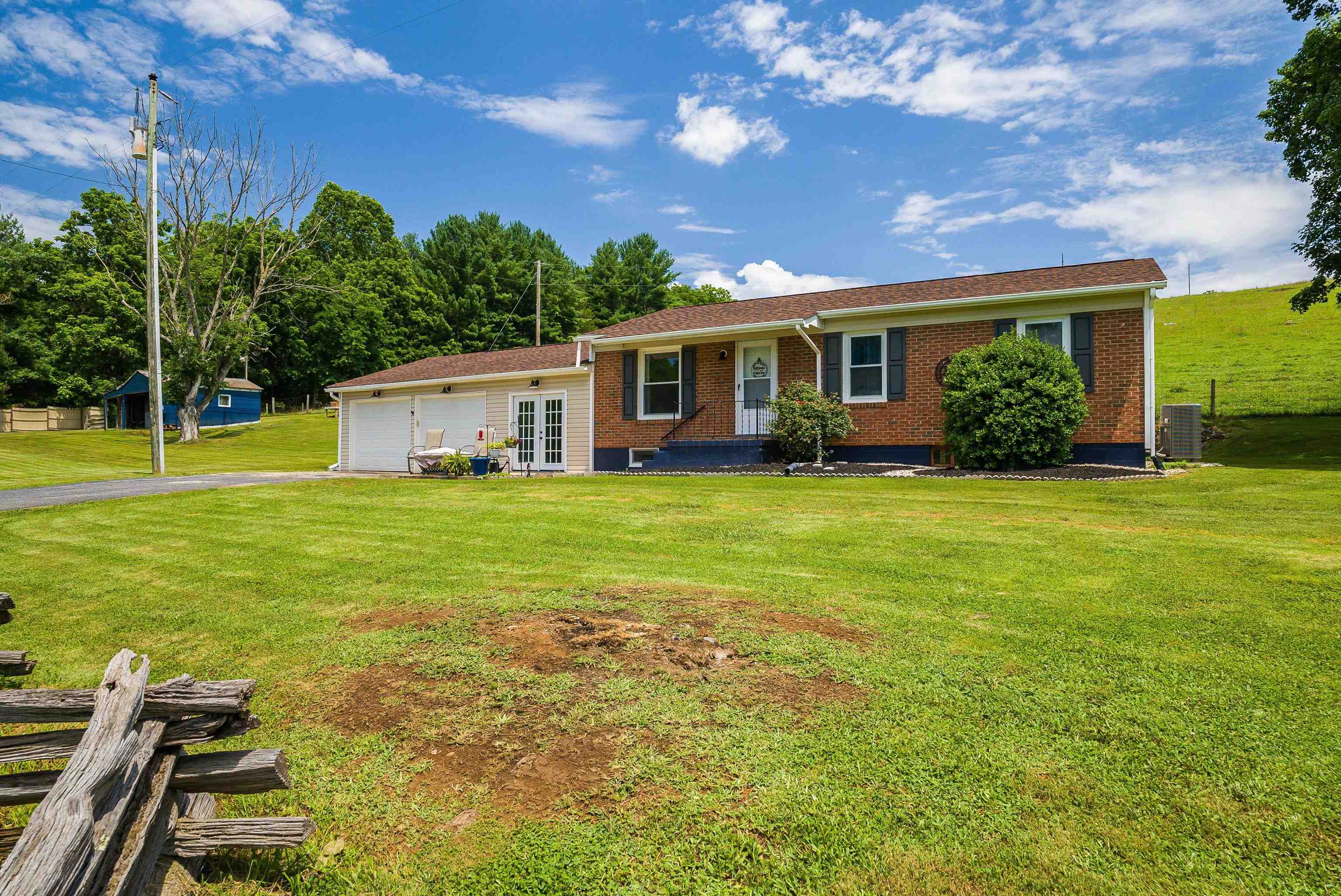 1819 MOFFETT BRANCH RD