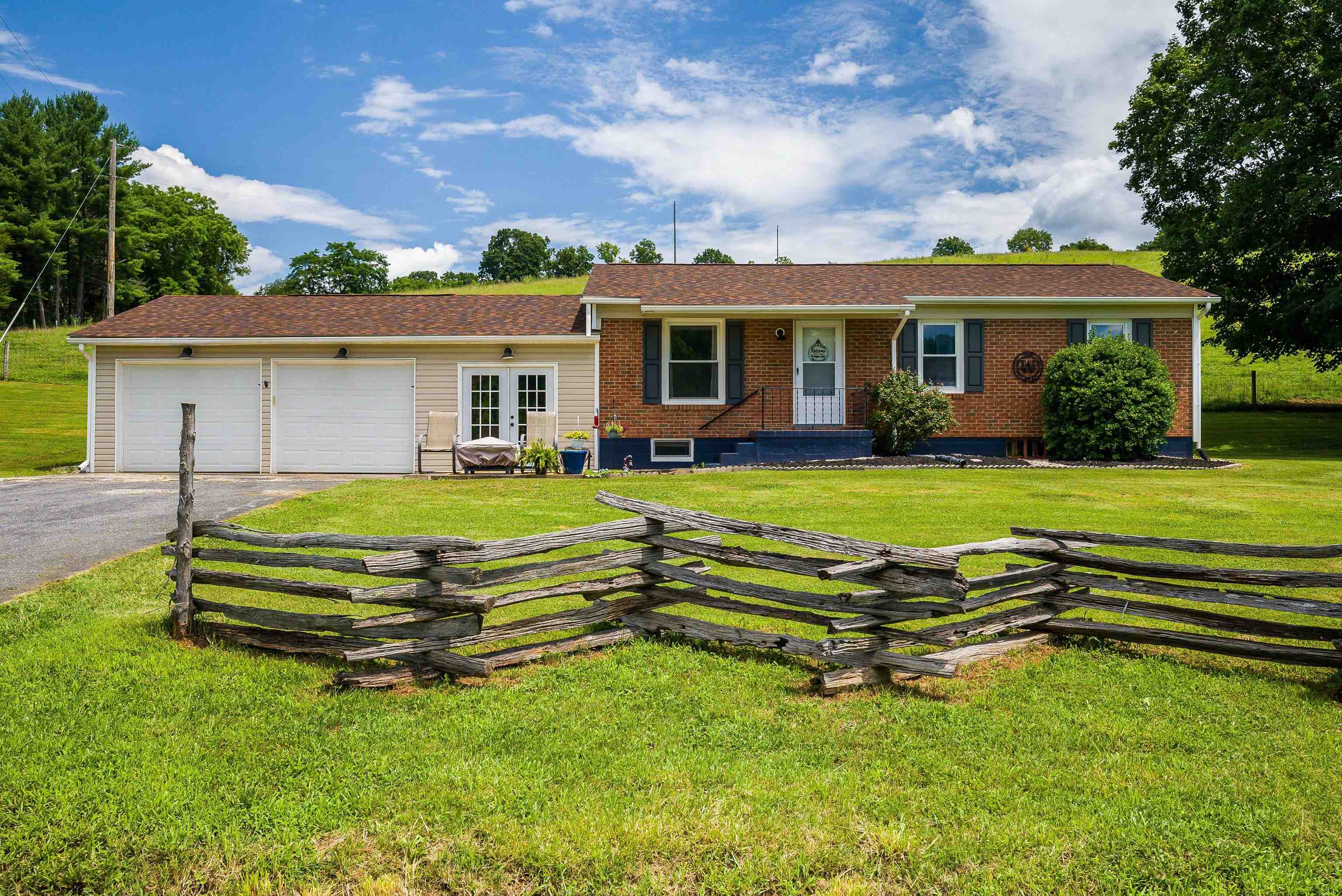 1819 MOFFETT BRANCH RD