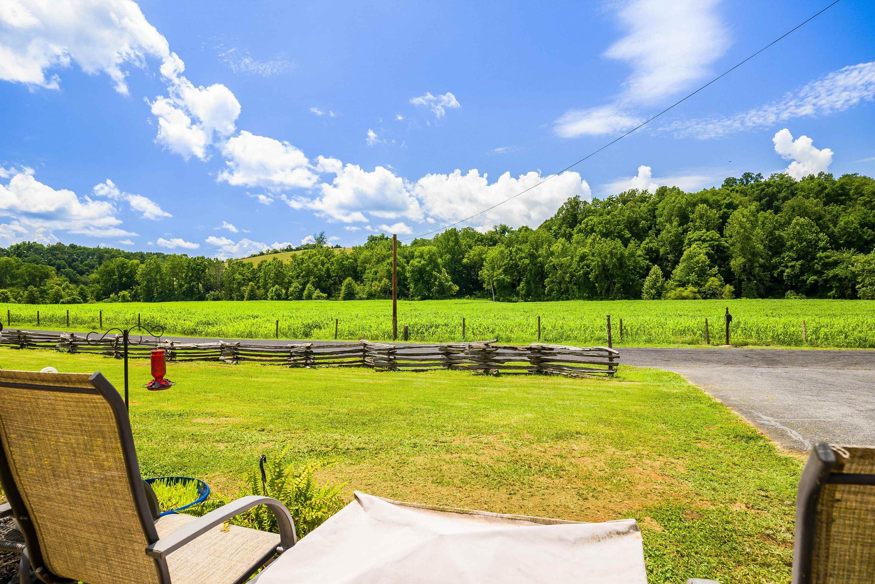1819 MOFFETT BRANCH RD