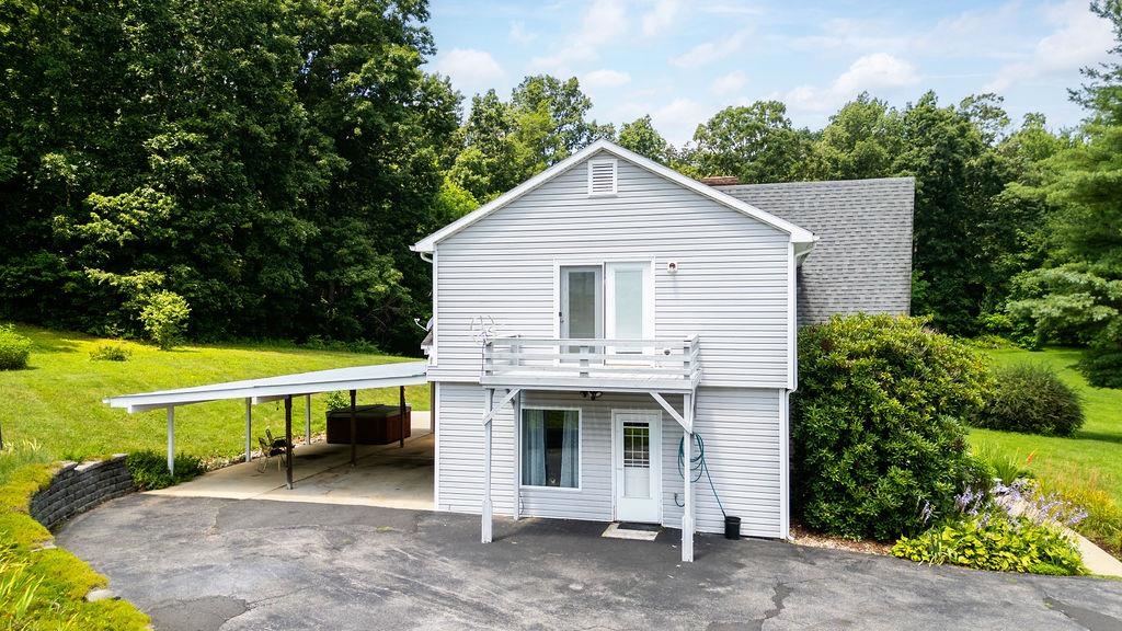 18 BROADHEAD SCHOOL RD