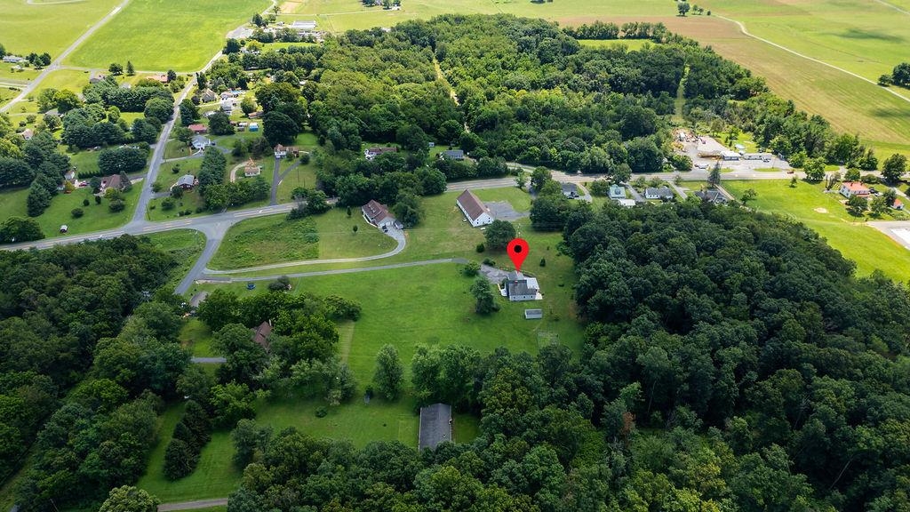 18 BROADHEAD SCHOOL RD