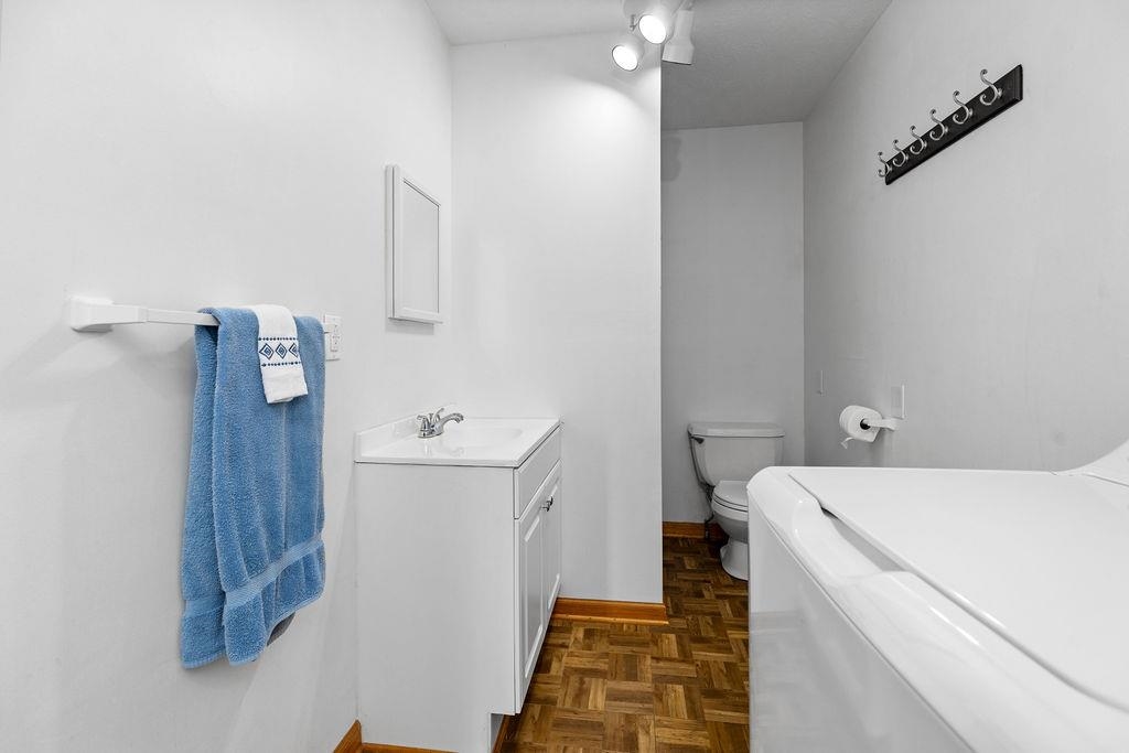 18 BROADHEAD SCHOOL RD