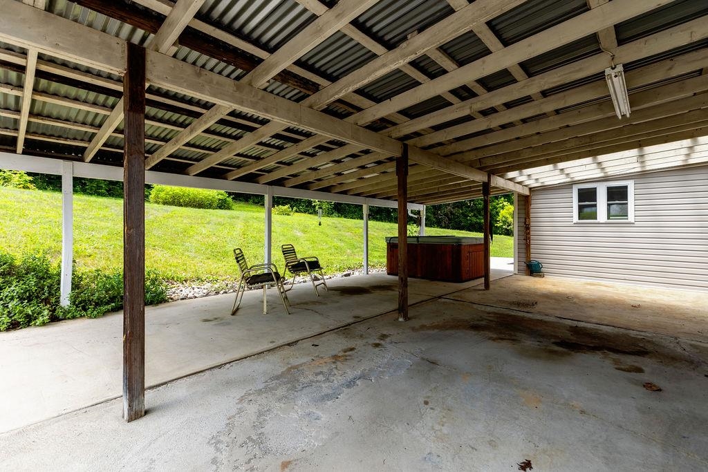 18 BROADHEAD SCHOOL RD