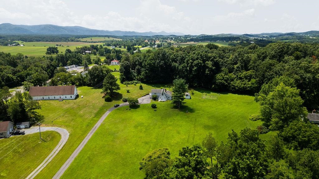 18 BROADHEAD SCHOOL RD