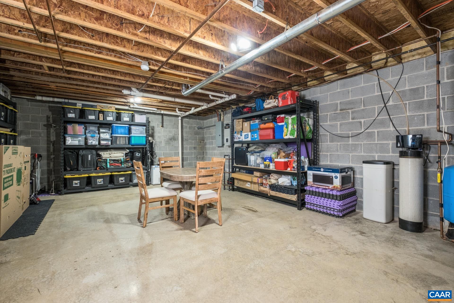 163 NEWPORT RD