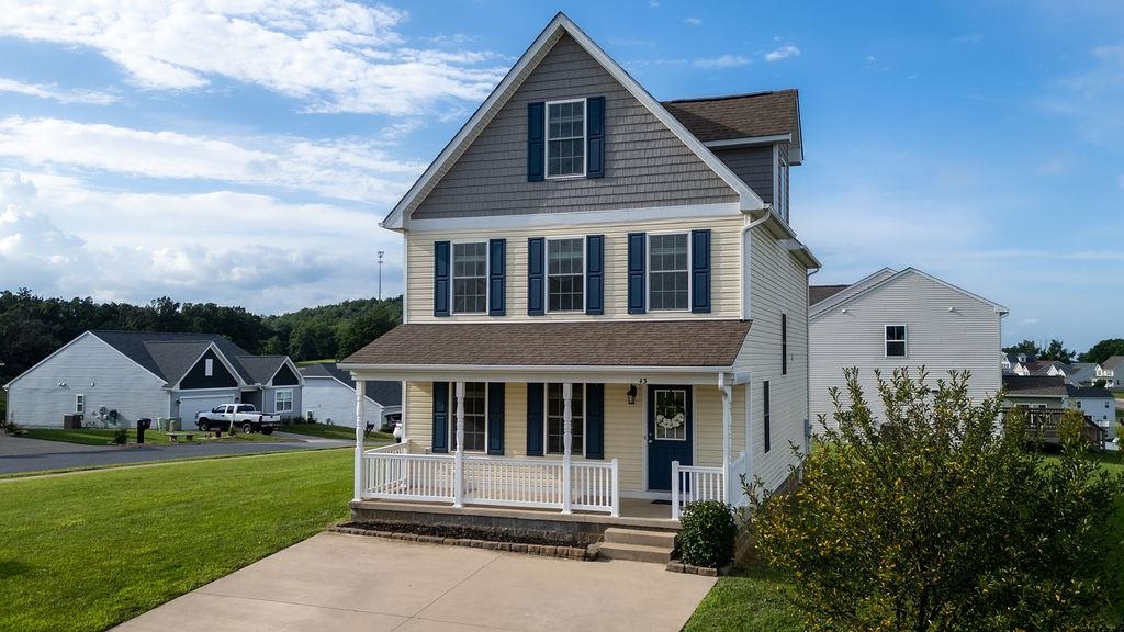 43 UPLAND CT