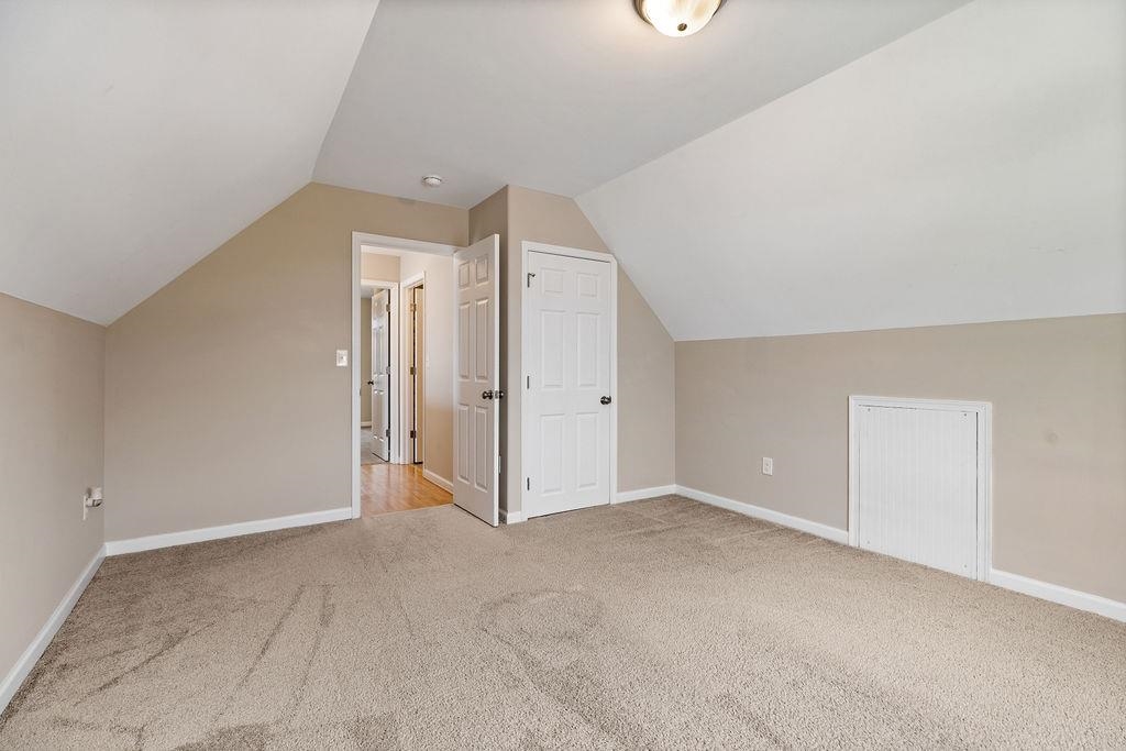 43 UPLAND CT