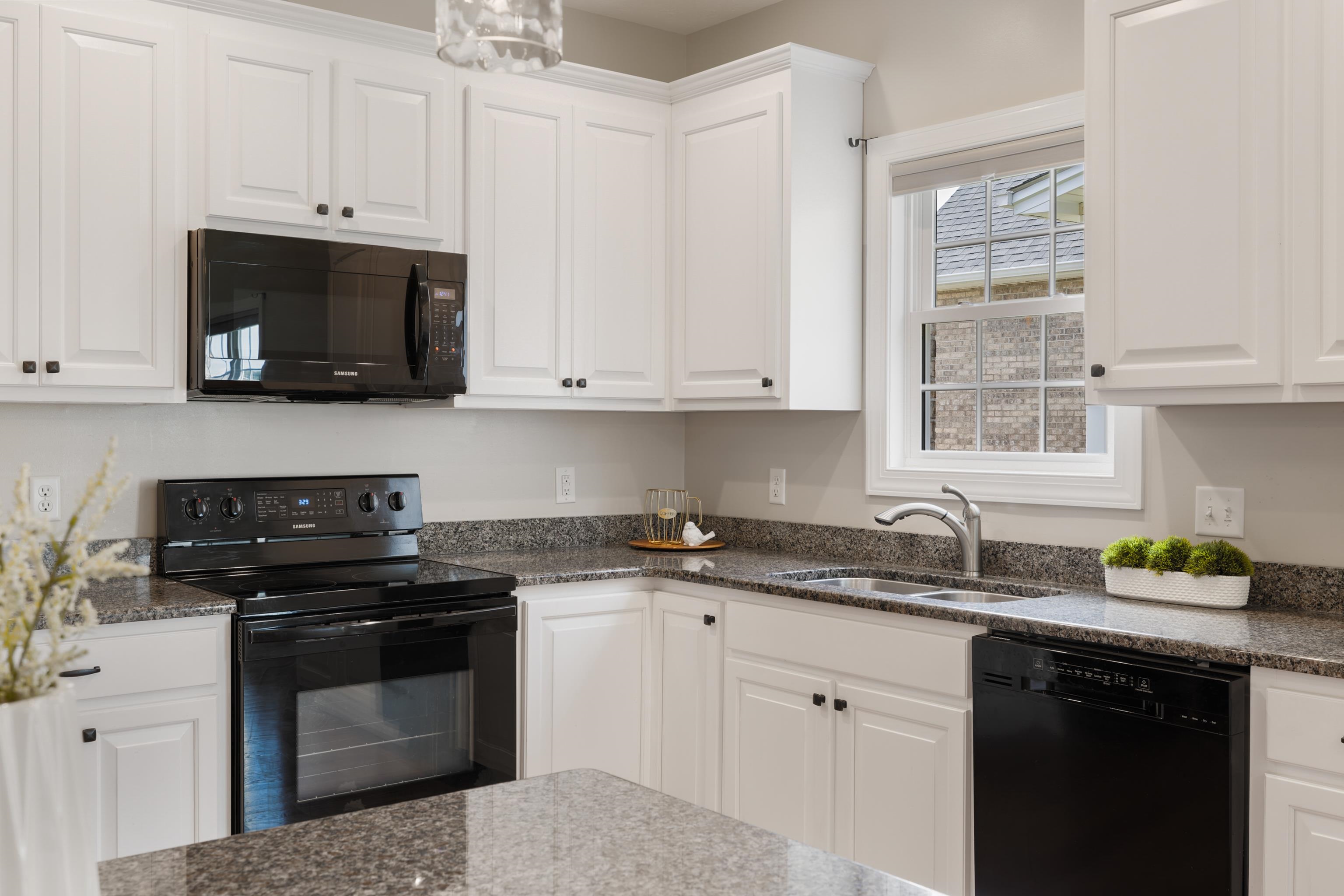 26 PEBBLE CT