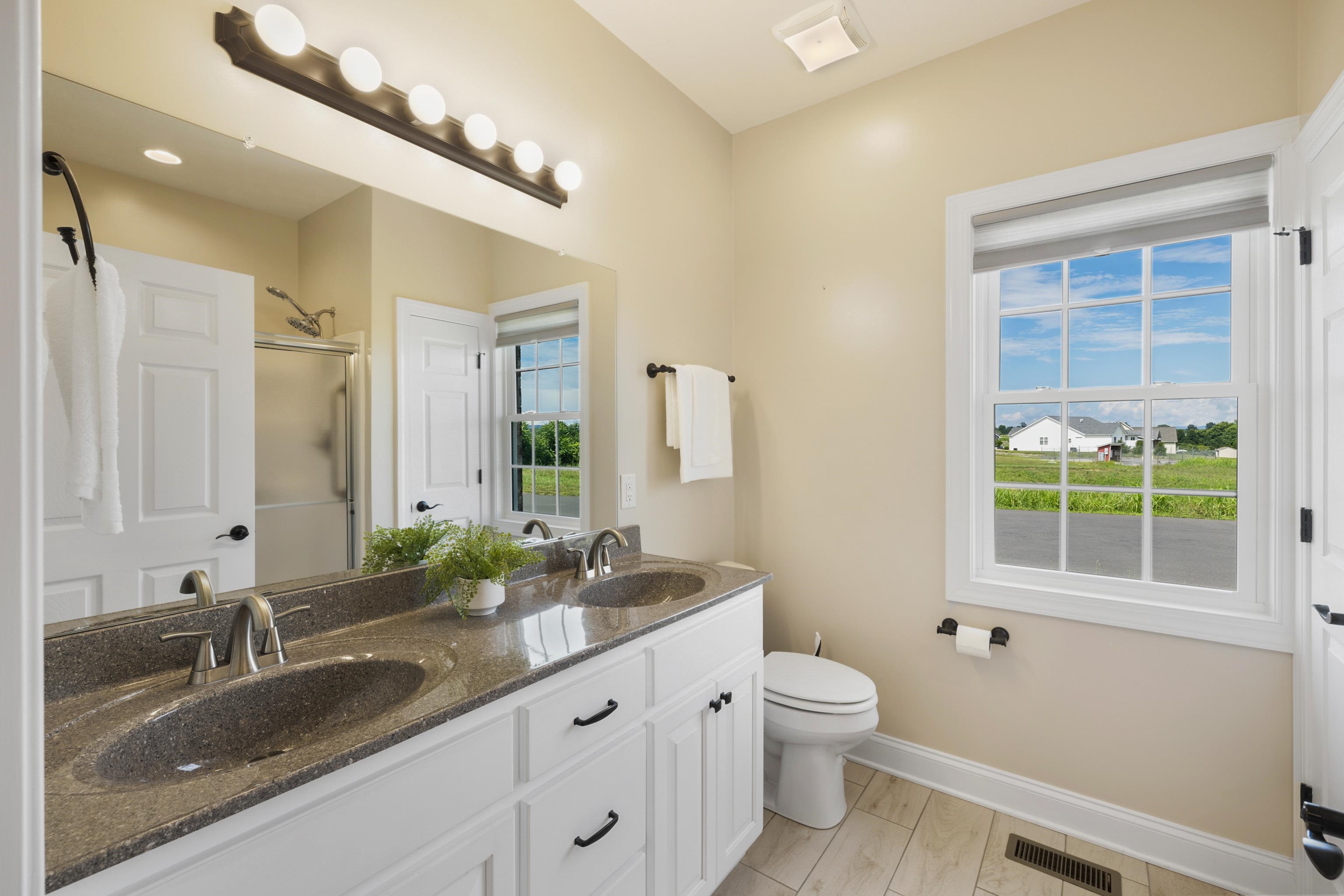26 PEBBLE CT