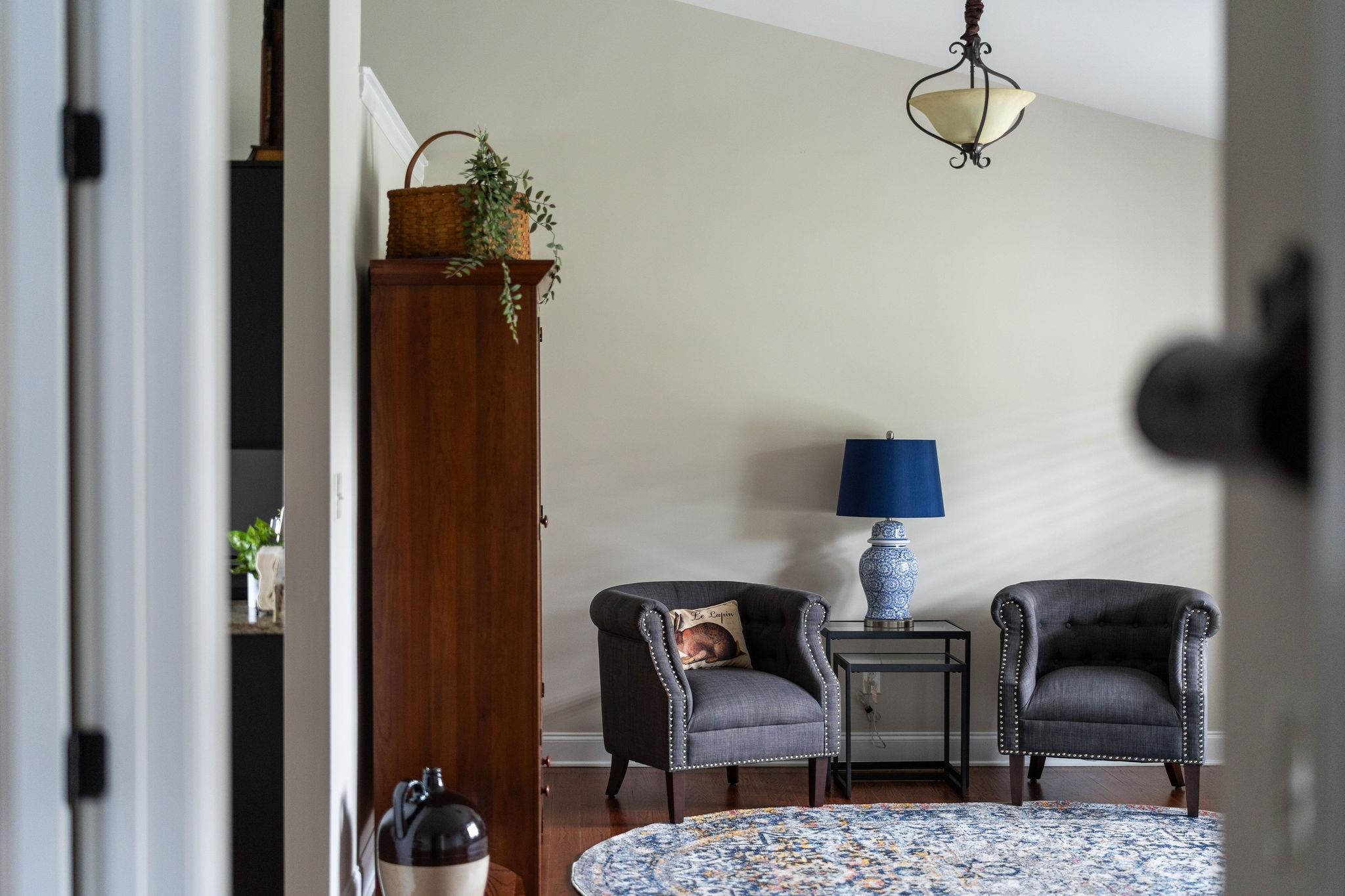 203 STONEWALL JACKSON BLVD