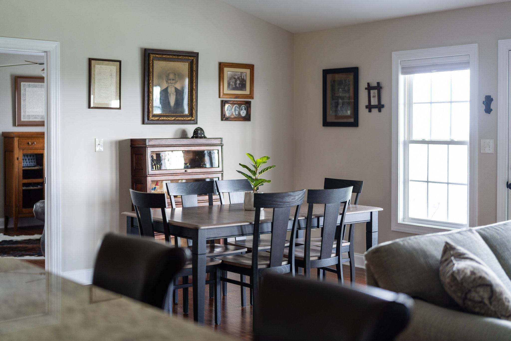 203 STONEWALL JACKSON BLVD