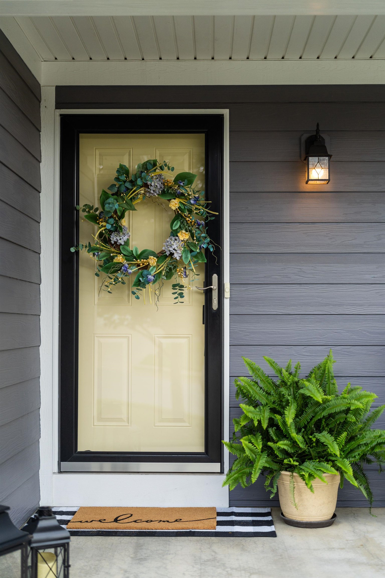 203 STONEWALL JACKSON BLVD