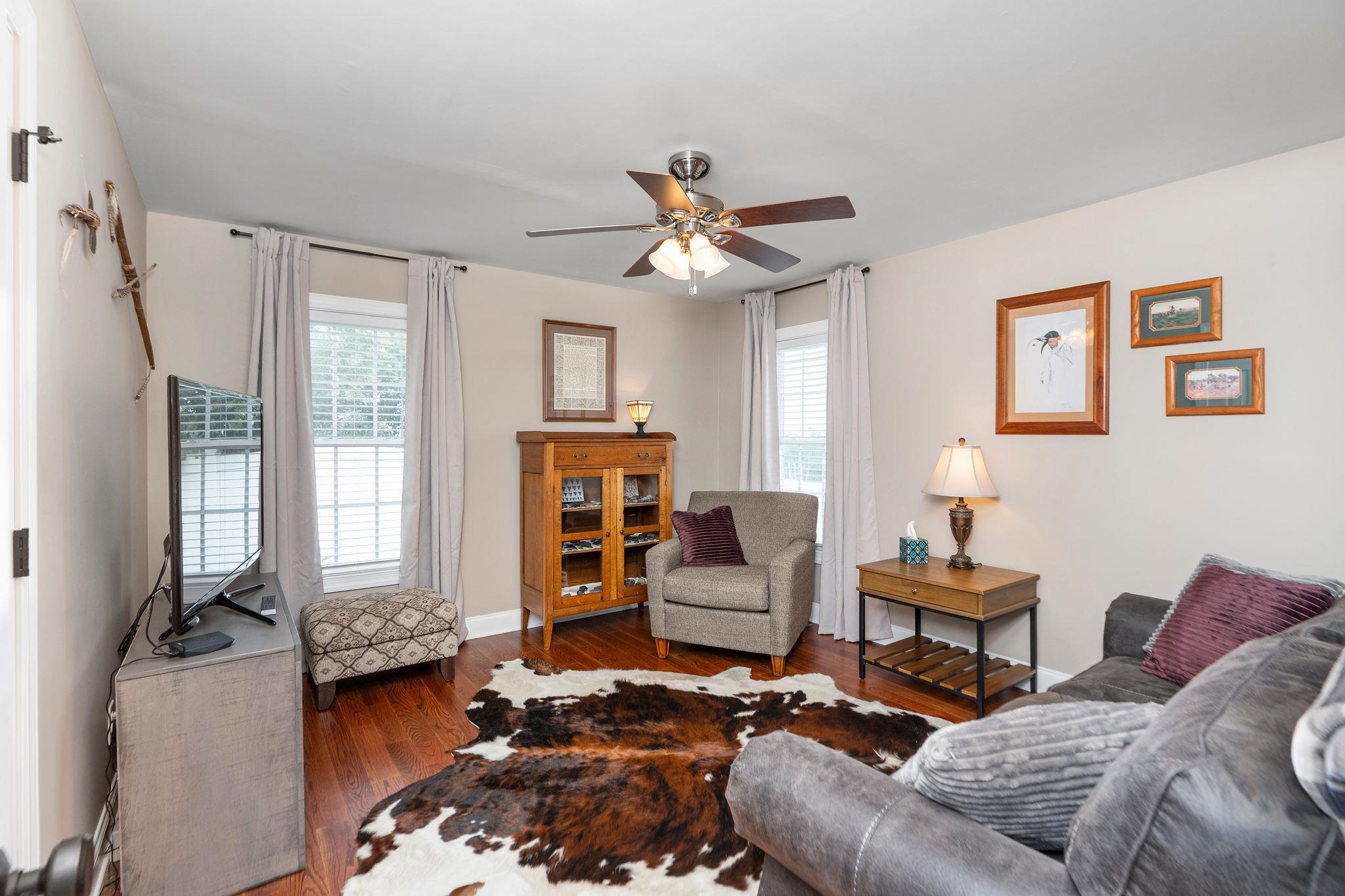 203 STONEWALL JACKSON BLVD