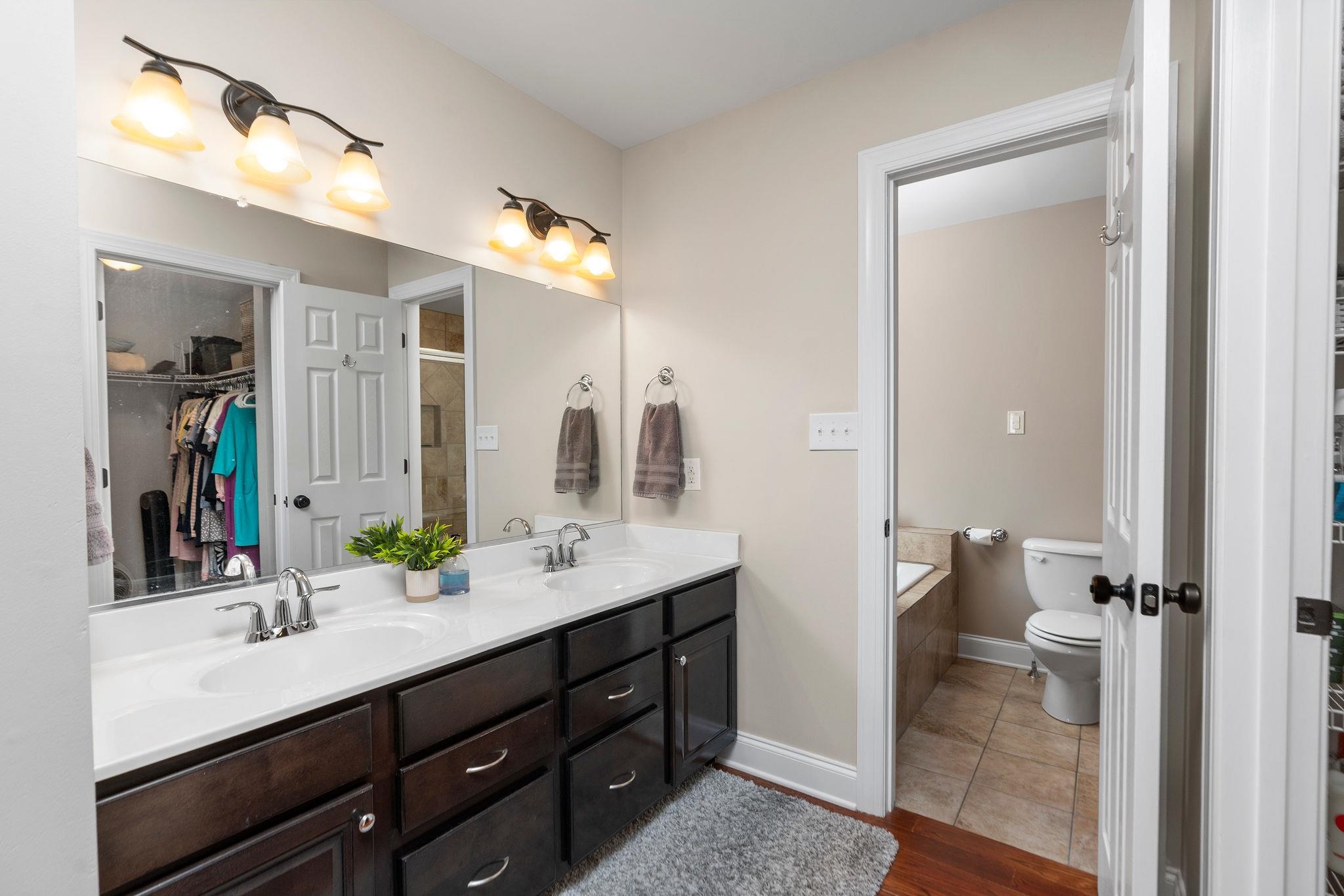 203 STONEWALL JACKSON BLVD